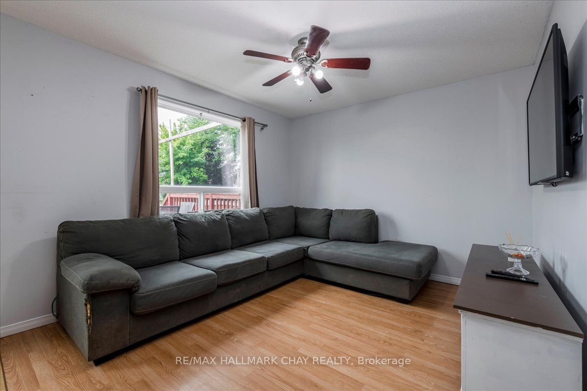 2194 Batters Loop, Innisfil, ON L9S 0C8 photo 4