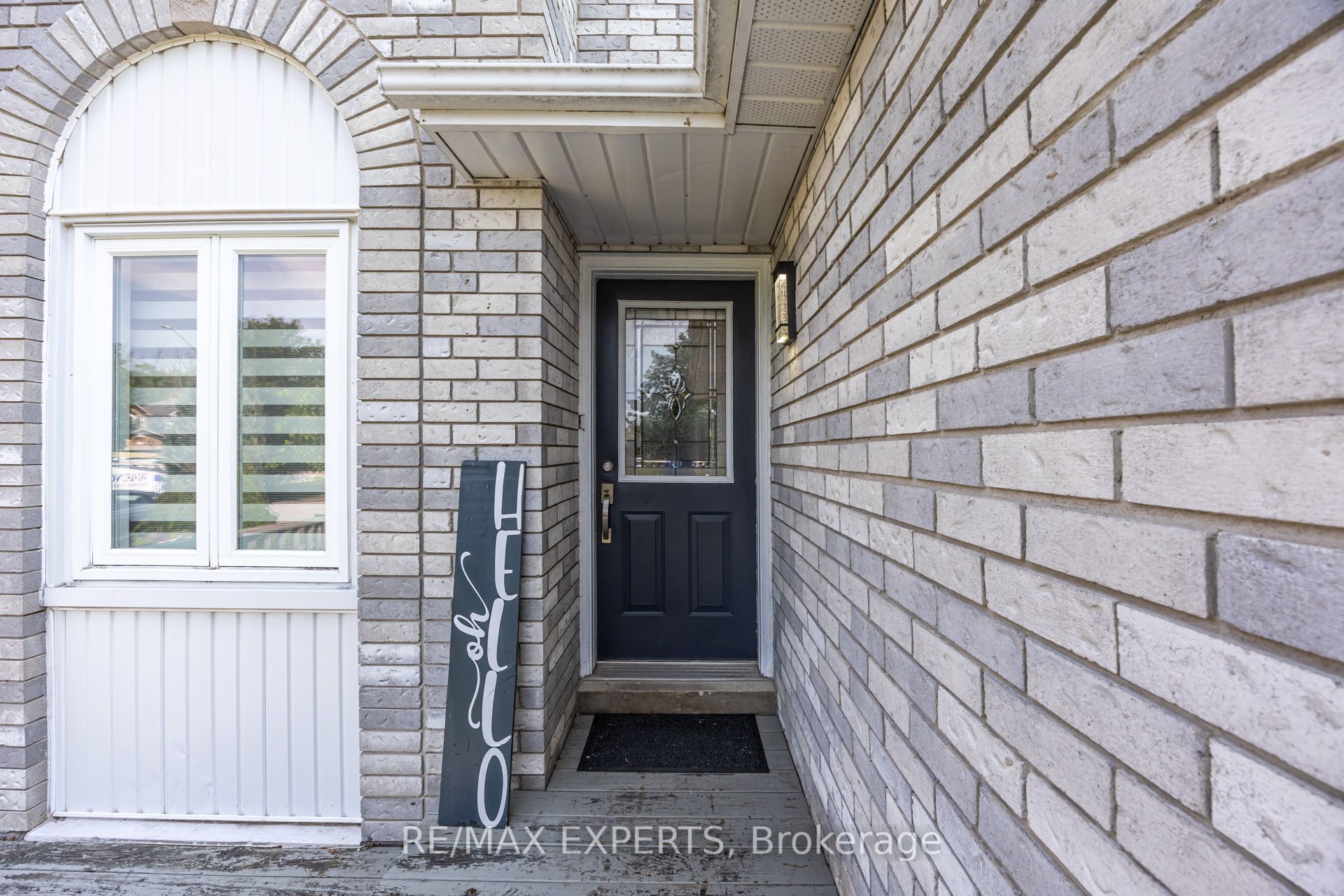 2254 Chalmers Crescent, Innisfil, ON L9S 1Y5 photo 5