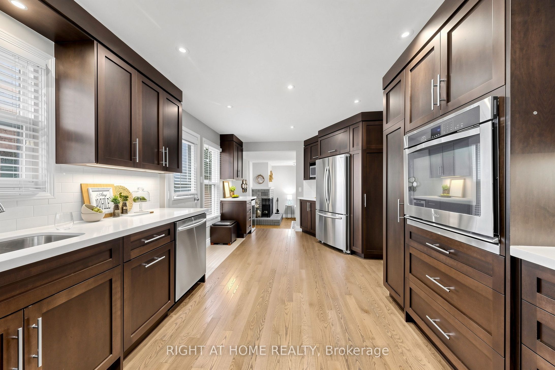 16 Rosemead Close, Markham, ON L3R 3Z3 photo 4