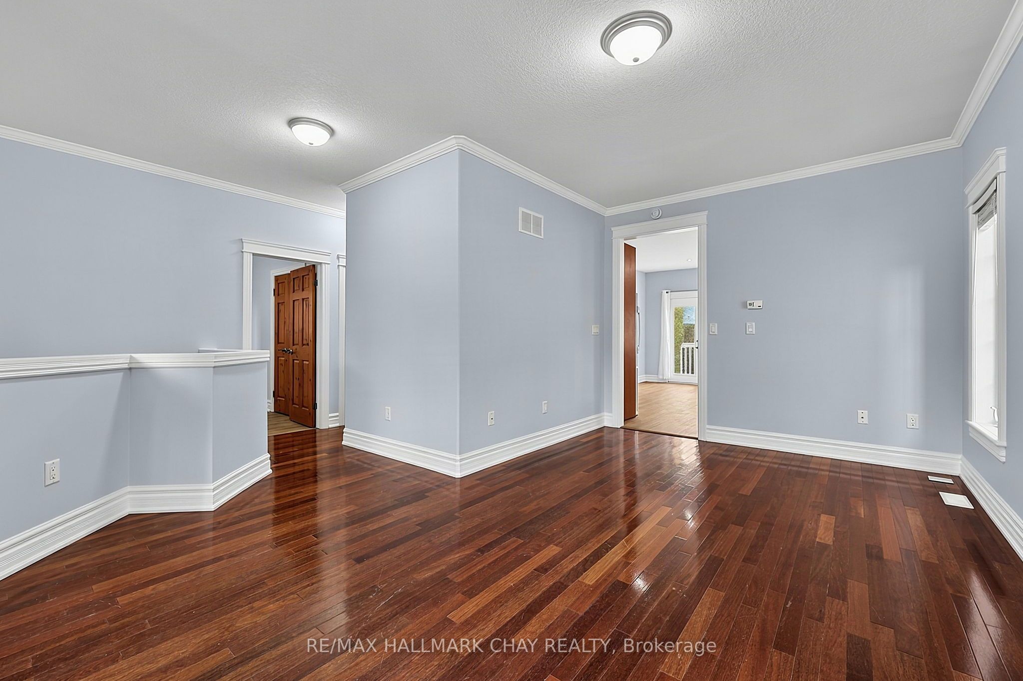 2040 Celeste Street #MAIN, Innisfil, ON L9S 4Z2 photo 3