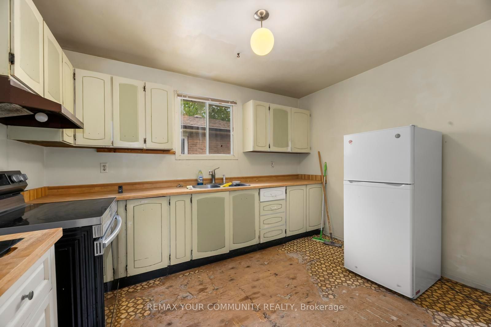 566 Highland Crescent, Brock, ON L0K 1A0 photo 4