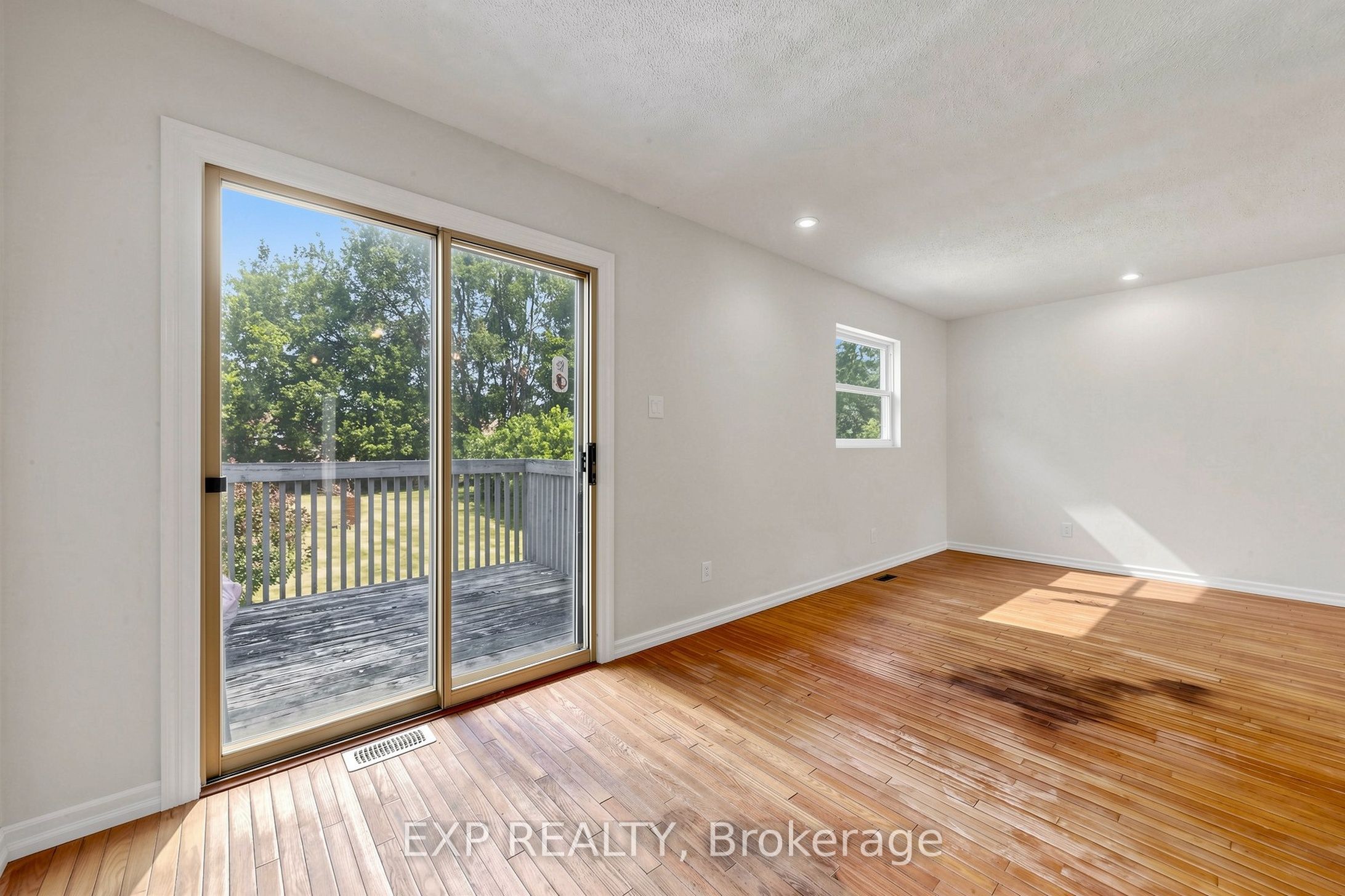 146 Bessborough Drive, Georgina, ON L4P 3S3 photo 5