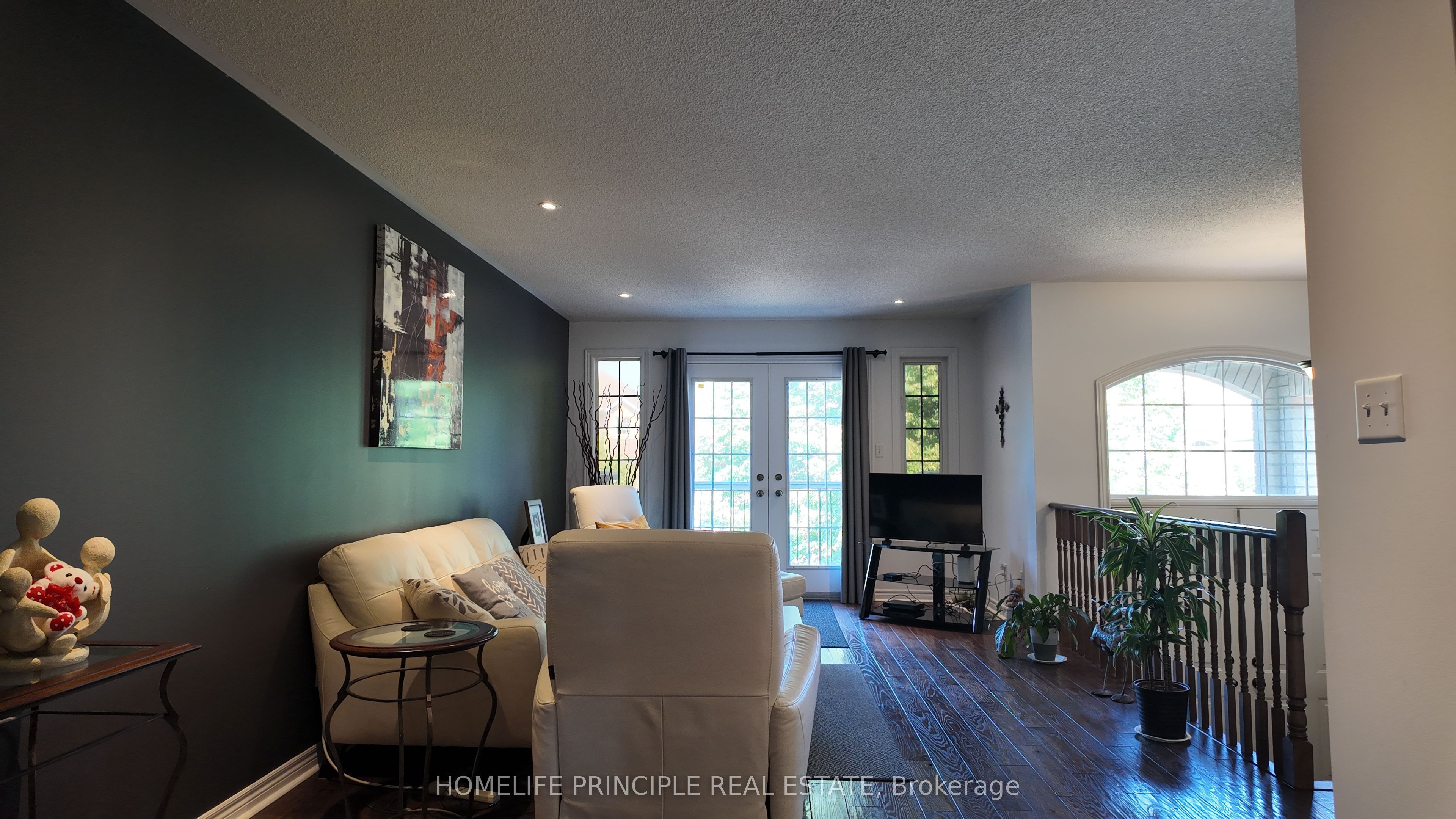 18 D'Amato Crescent E, Vaughan, ON L6A 3E6 photo 5