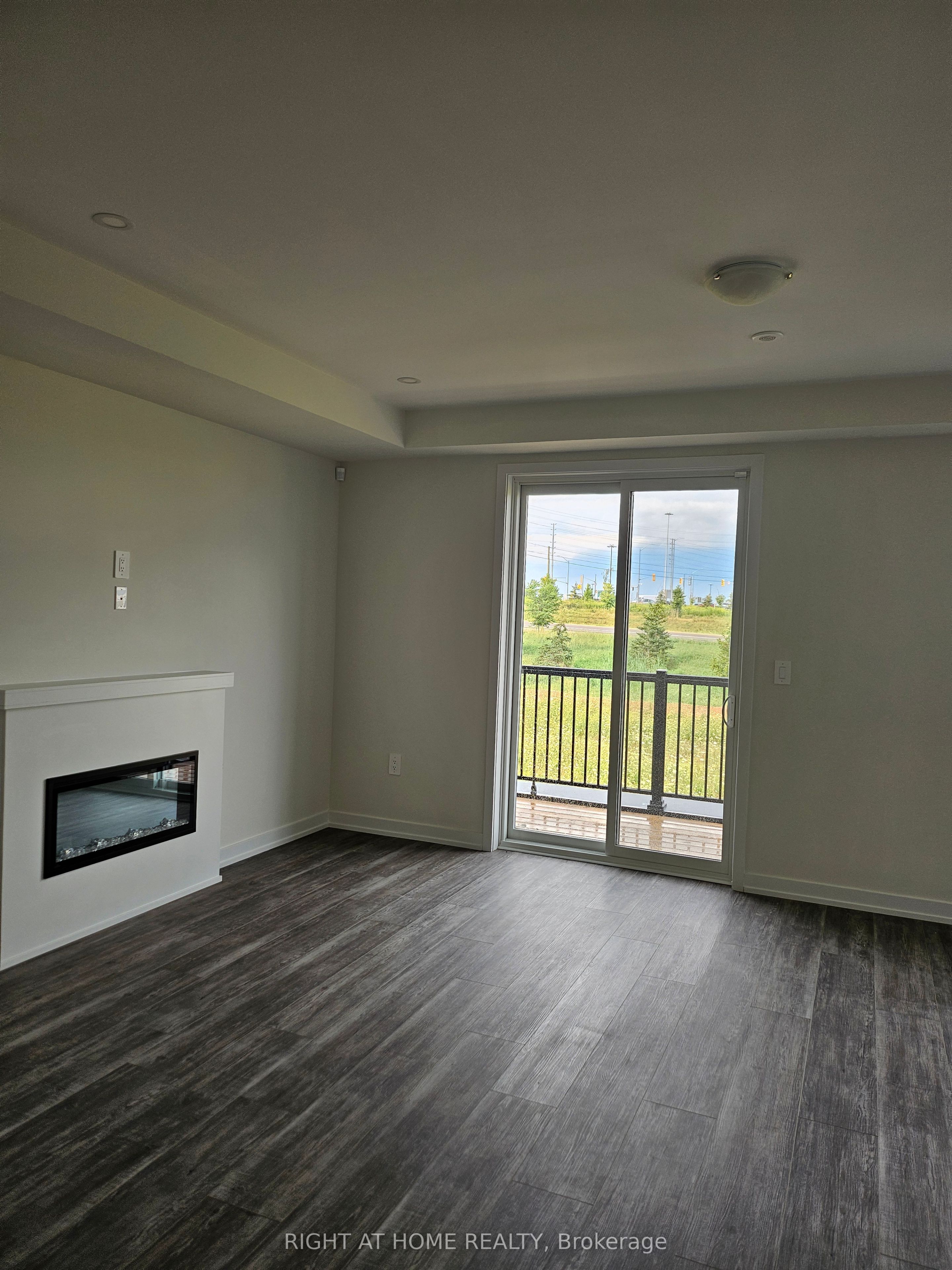 47 Peace Lane, Richmond Hill, ON L4B 0J4 photo 4