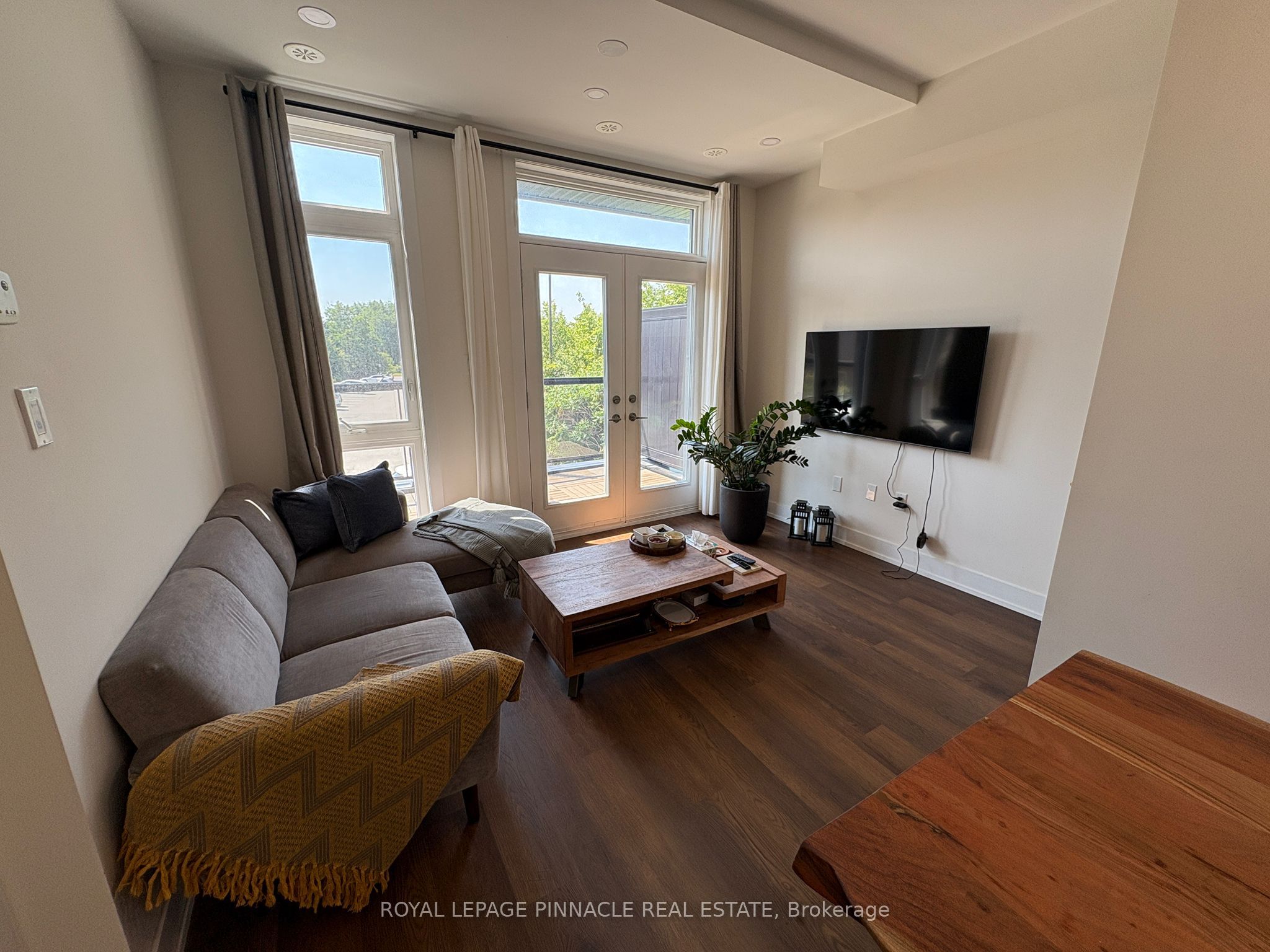 9 Phelps Lane #9, Richmond Hill, ON L4E 4H1 photo 4