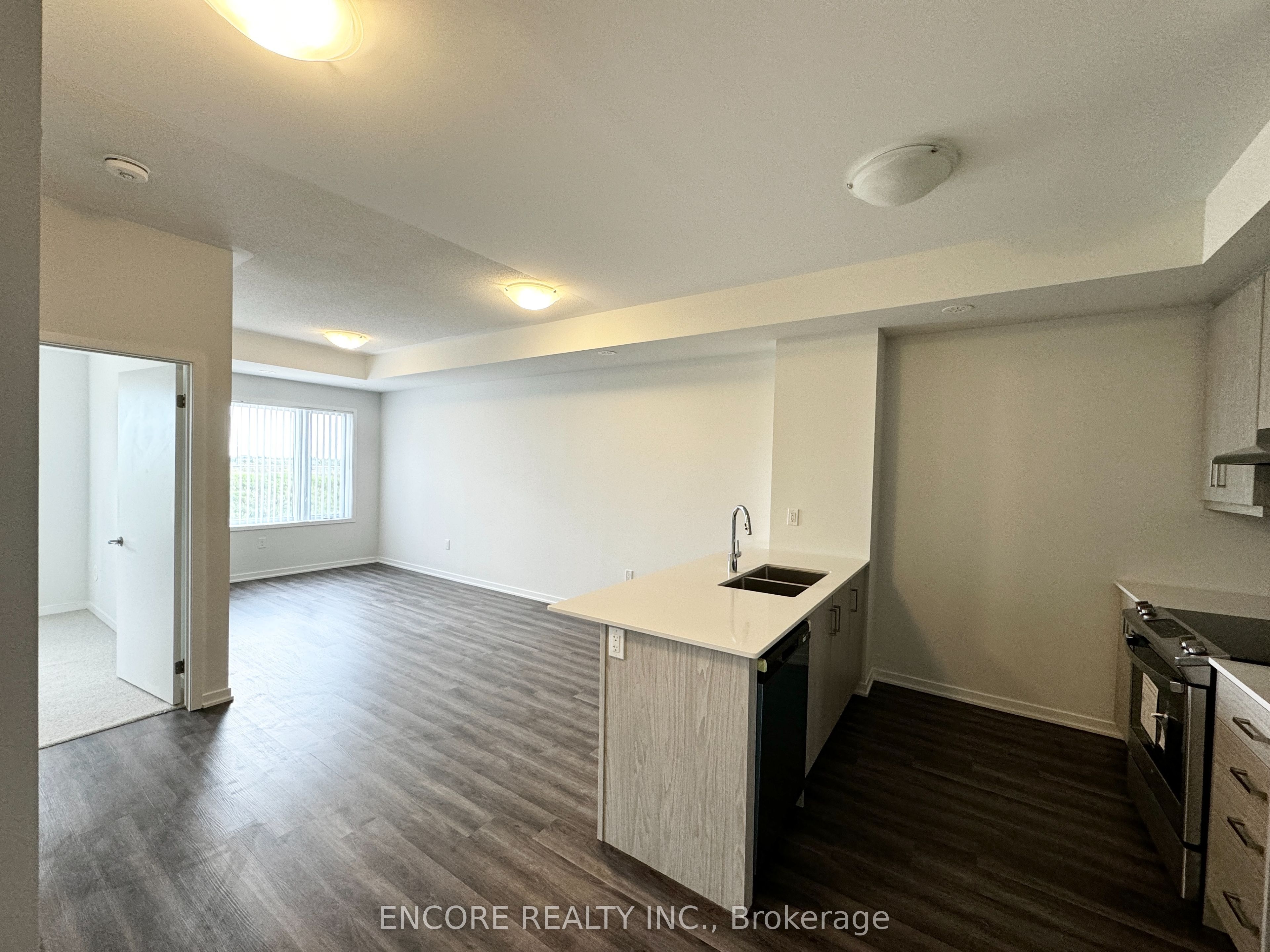 140 Honeycrisp Crescent 286, Vaughan, ON L4K 0N7 photo 4
