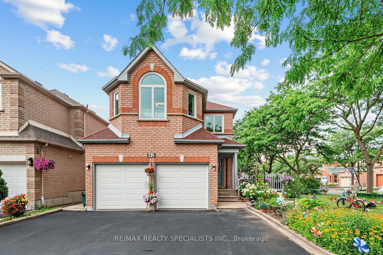 42 STANLEY Lane, Markham, ON L3S 4E3