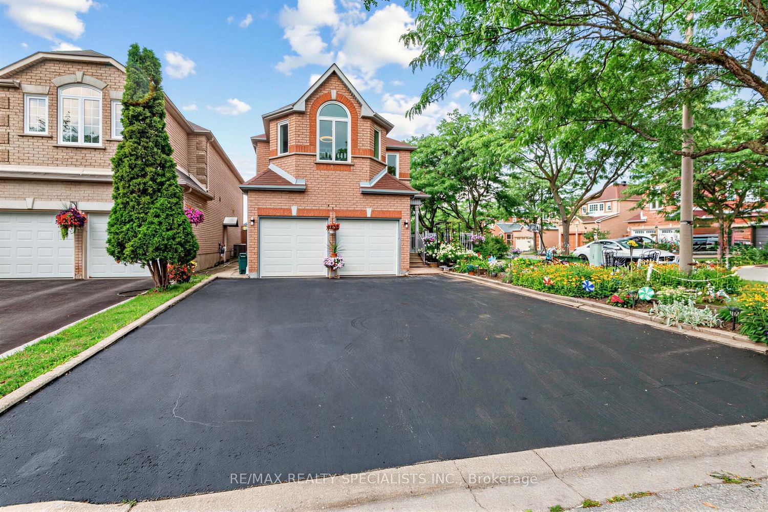 42 STANLEY Lane, Markham, ON L3S 4E3 photo 2
