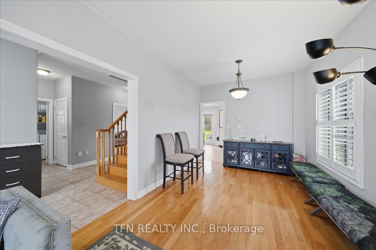2073 Cynthia Court, Innisfil, ON L9S 4Z1 photo 5