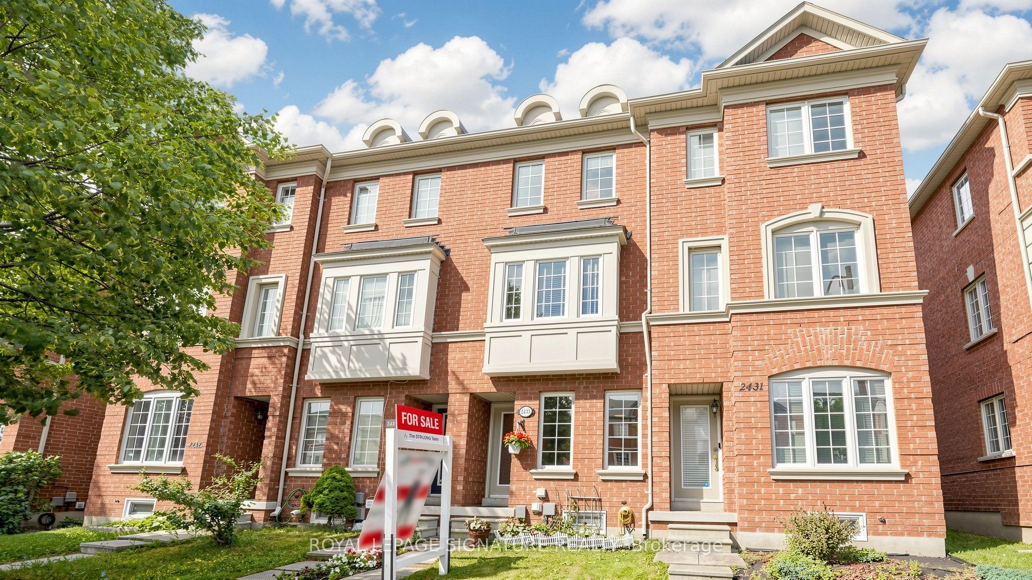 2433 Bur Oak Avenue, Markham, ON L6B 1G3