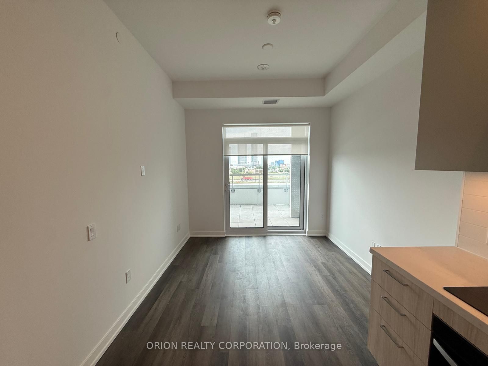 21 Meadowdale Road 305, Vaughan, ON L4K 0H6 photo 4