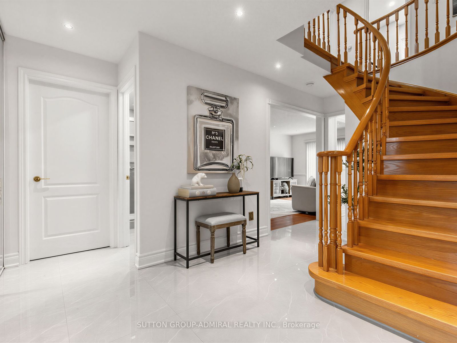 10 Torino Place, Vaughan, ON L4K 2L4 photo 3