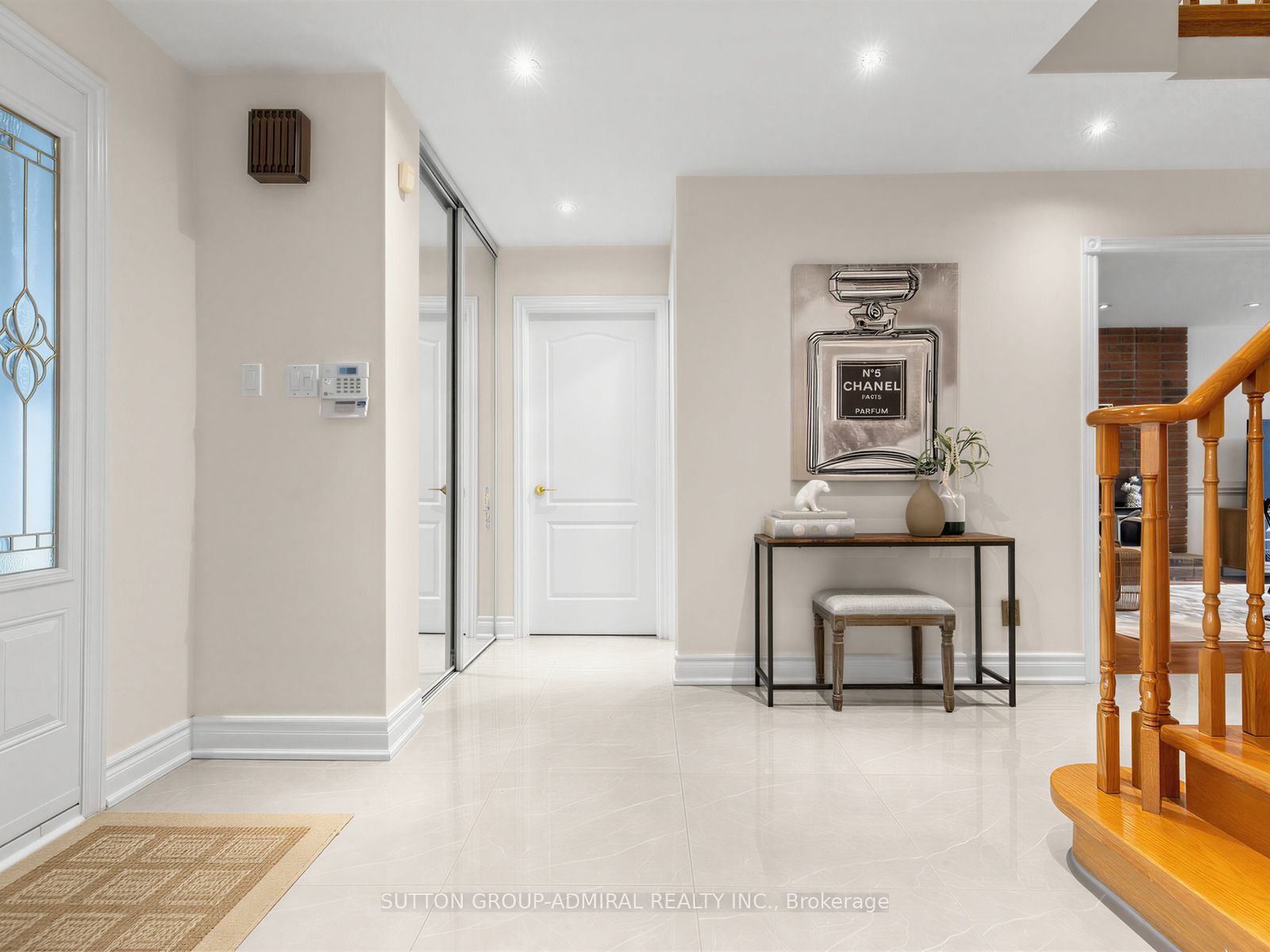 10 Torino Place, Vaughan, ON L4K 2L4 photo 4