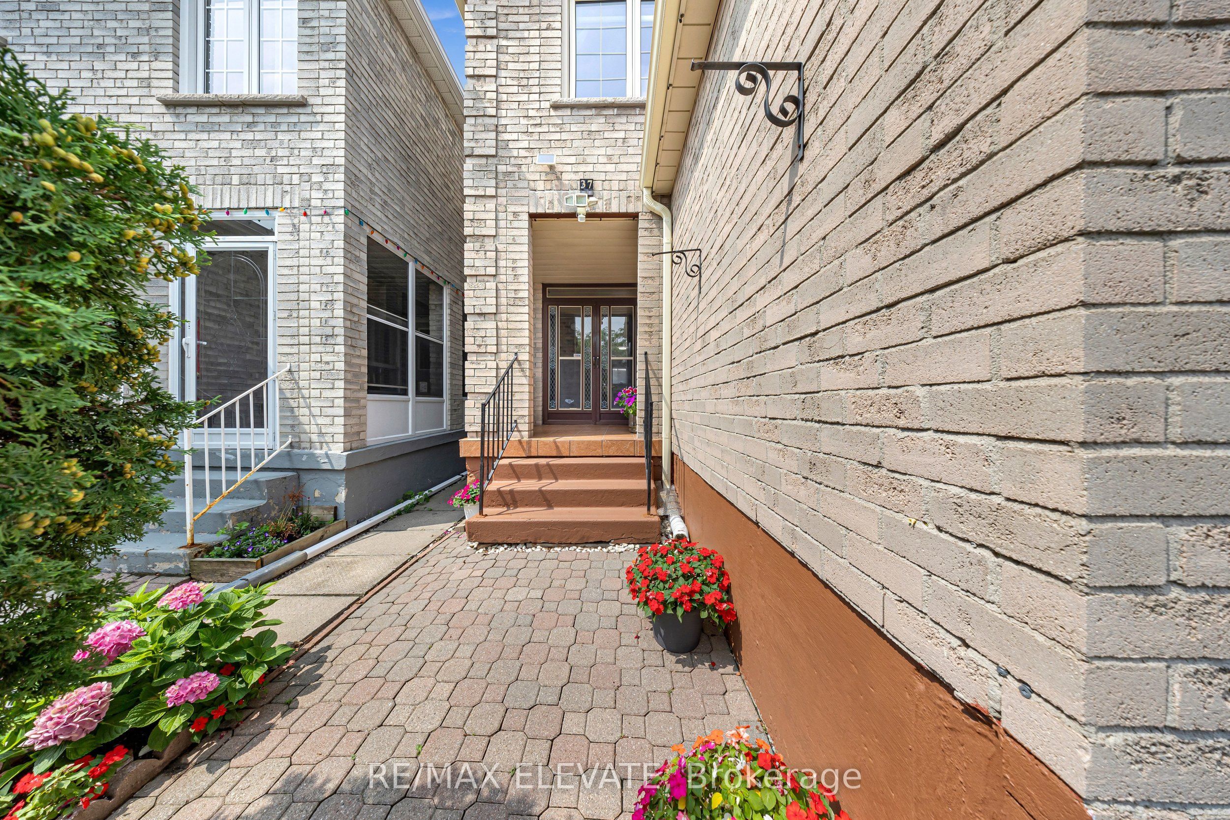 37 Miles Farm Road, Markham, ON L3S 2C2 photo 4