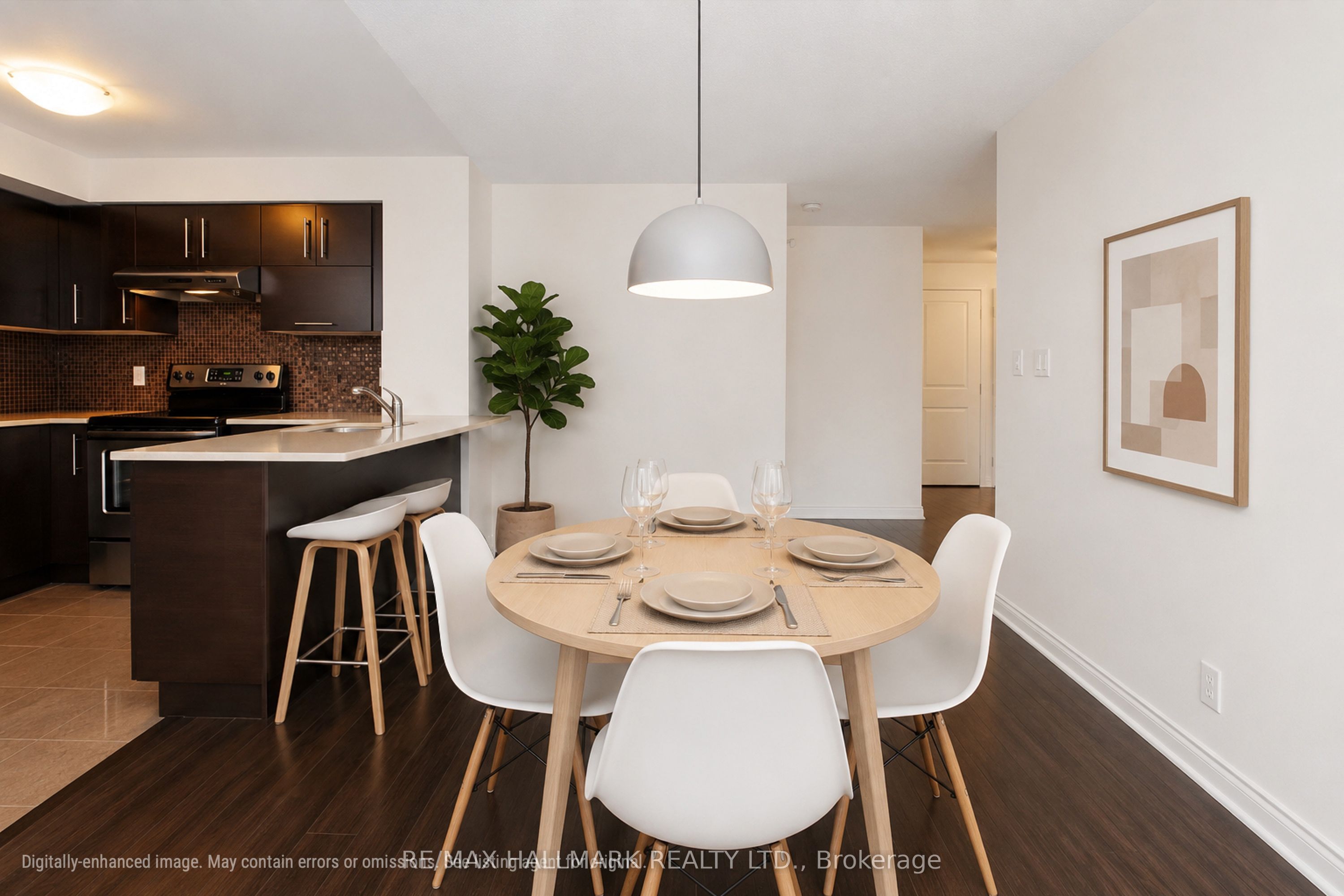 253 South Park Road 308, Markham, ON L3T 0B4 photo 3