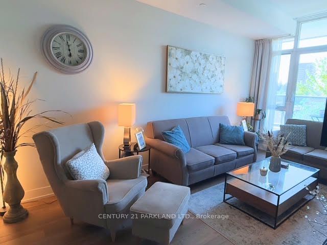 9471 Yonge Street #205, Richmond Hill, ON L4C 0Z5 photo 5