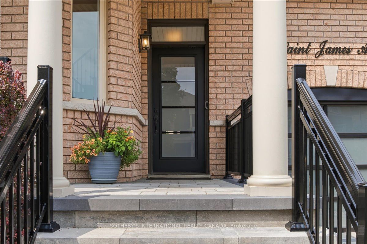 60 Saint James Avenue, Vaughan, ON L4H 3E8 photo 3