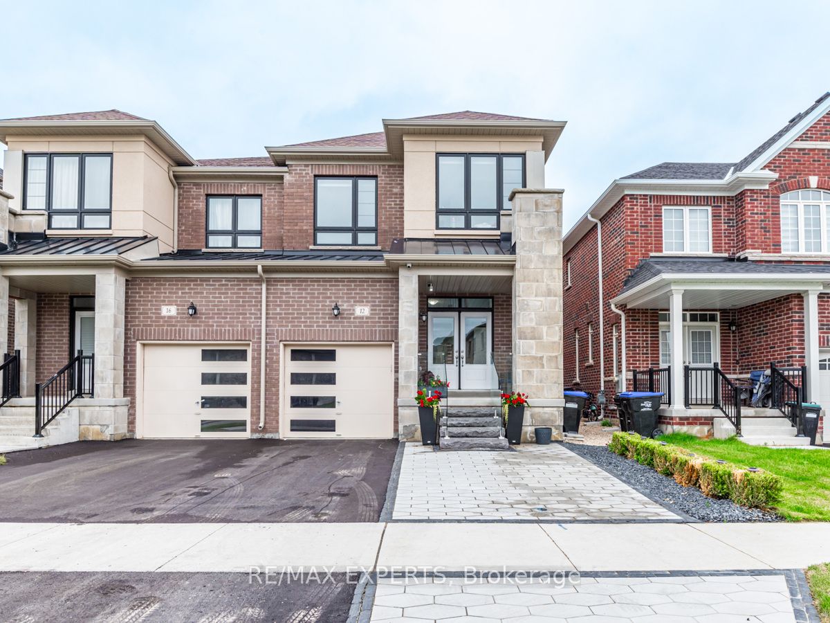 12 Ferragine Crescent, Bradford West Gwillimbury, ON L3Z 2A6