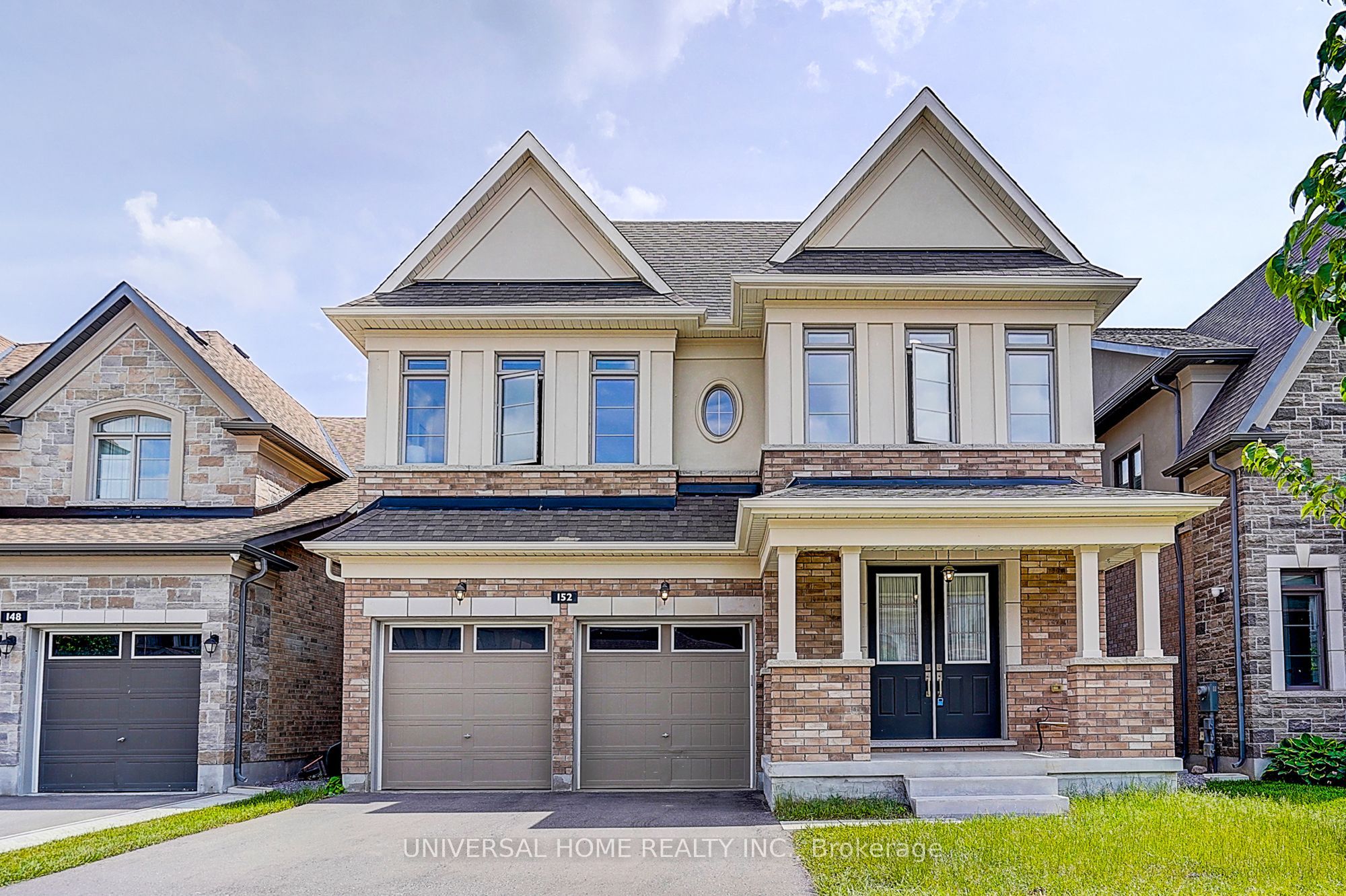 152 Sikura Circle, Aurora, ON L4G 3Z1