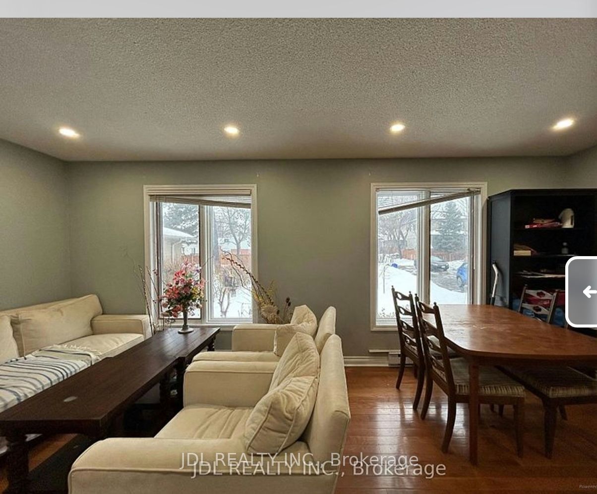 110 Robinson St Street Suite AA Main Floor, Markham, ON L3P 1P1 photo 2