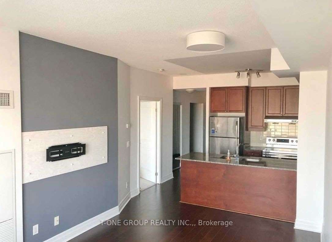 8110 Birchmount Road 511, Markham, ON L6G 0E3 photo 2