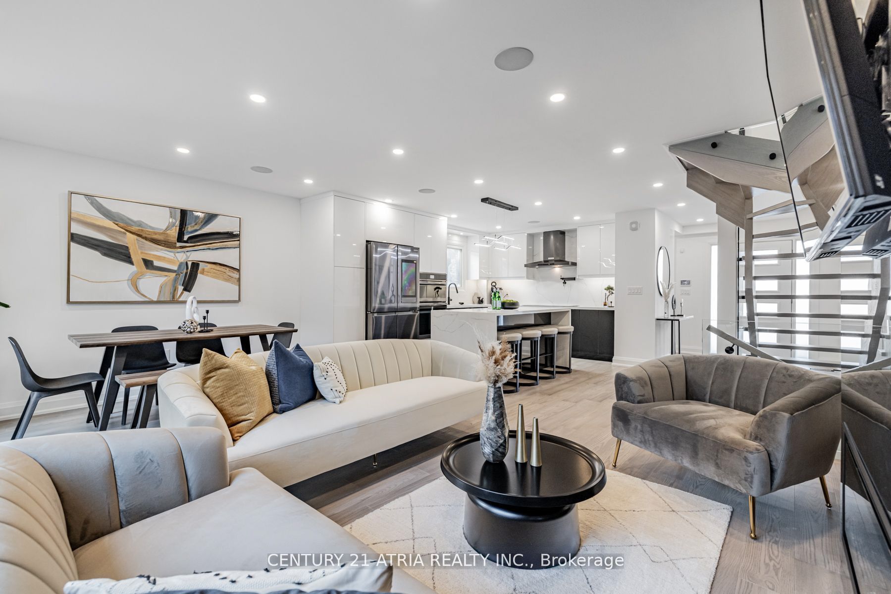 42 Coventry Court, Richmond Hill, ON L4C 8B8 photo 4