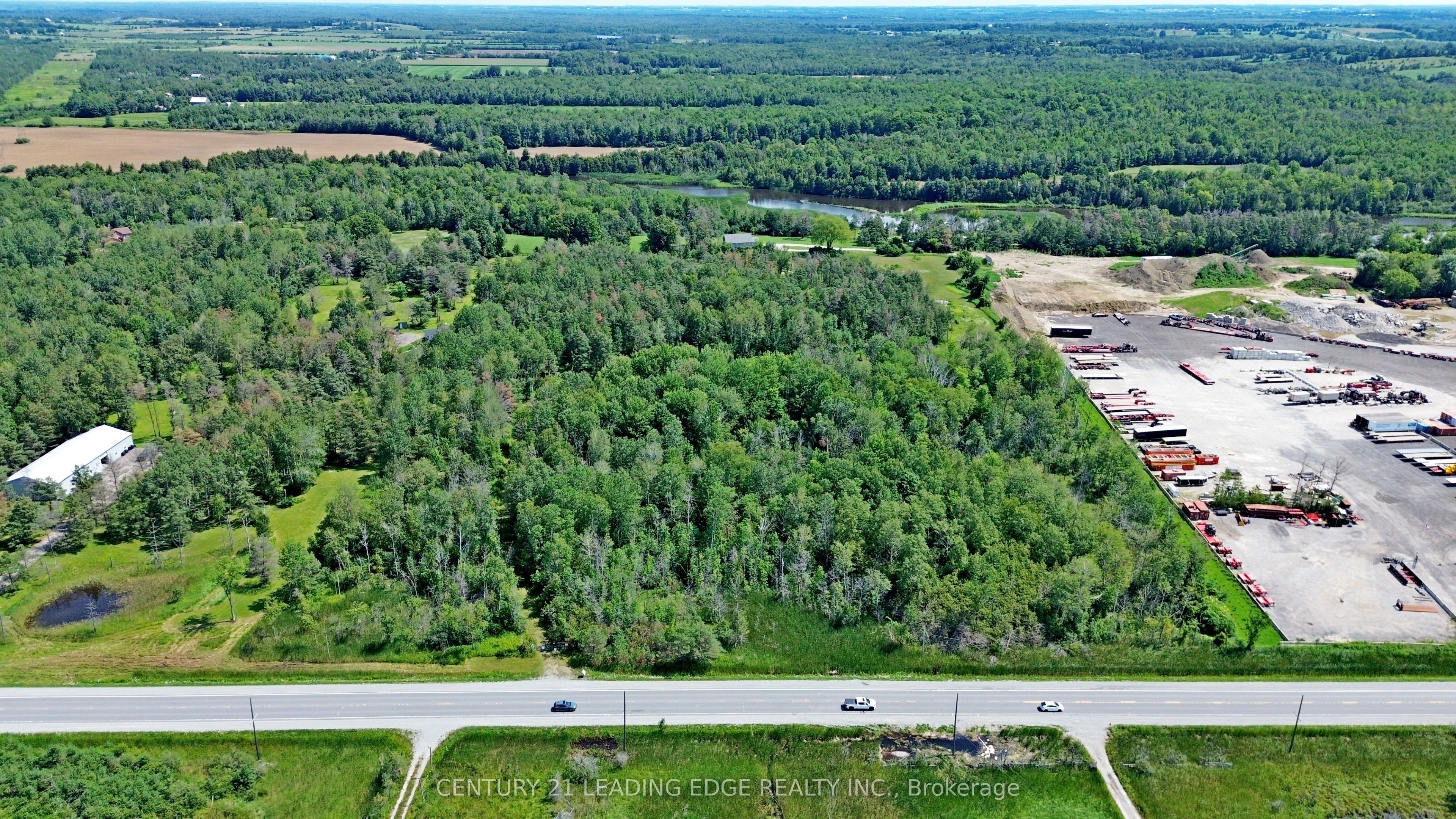 23589 Highway 48, Georgina, ON L0E 1R0 photo 2