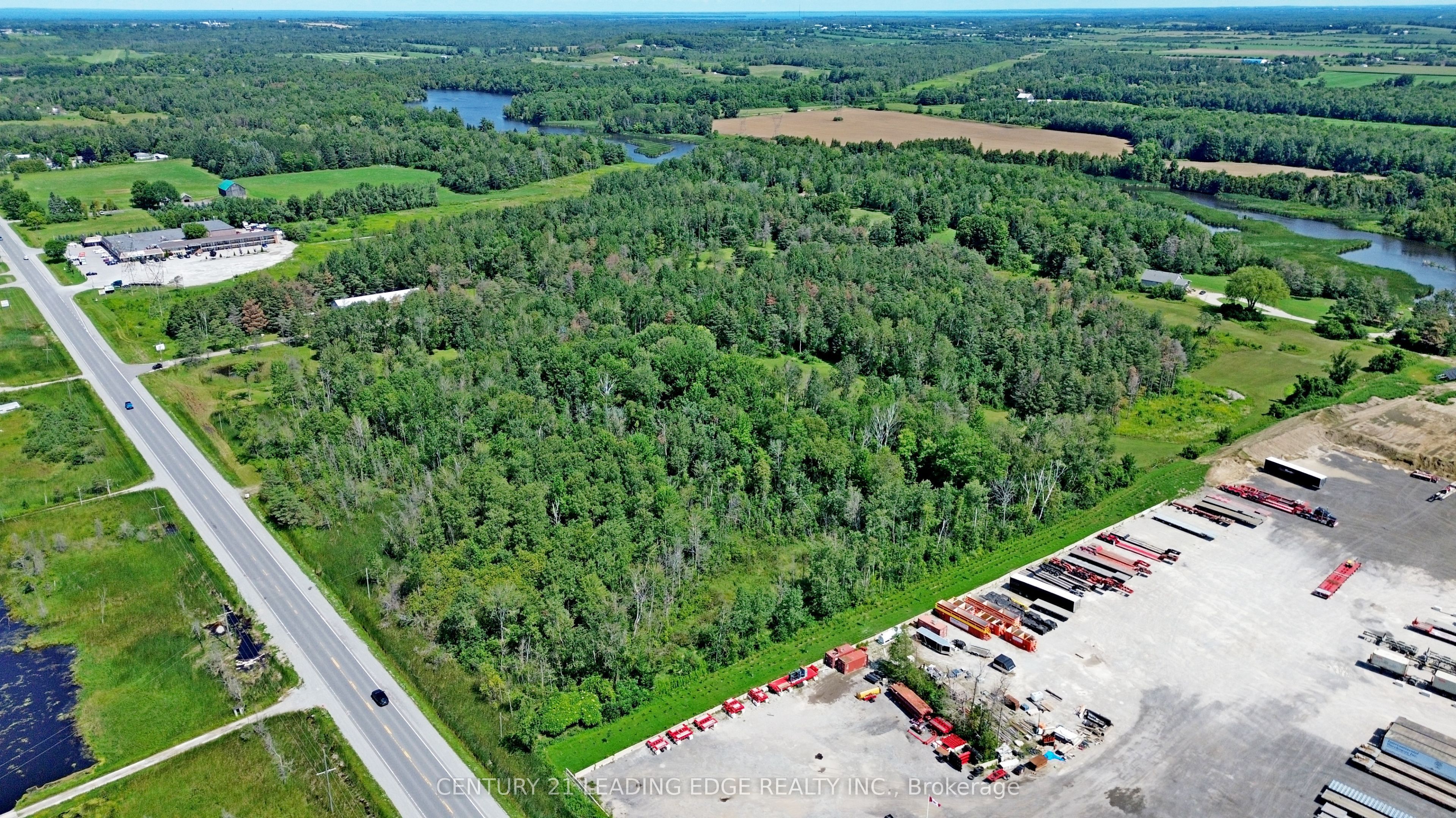 23589 Highway 48, Georgina, ON L0E 1R0 photo 3