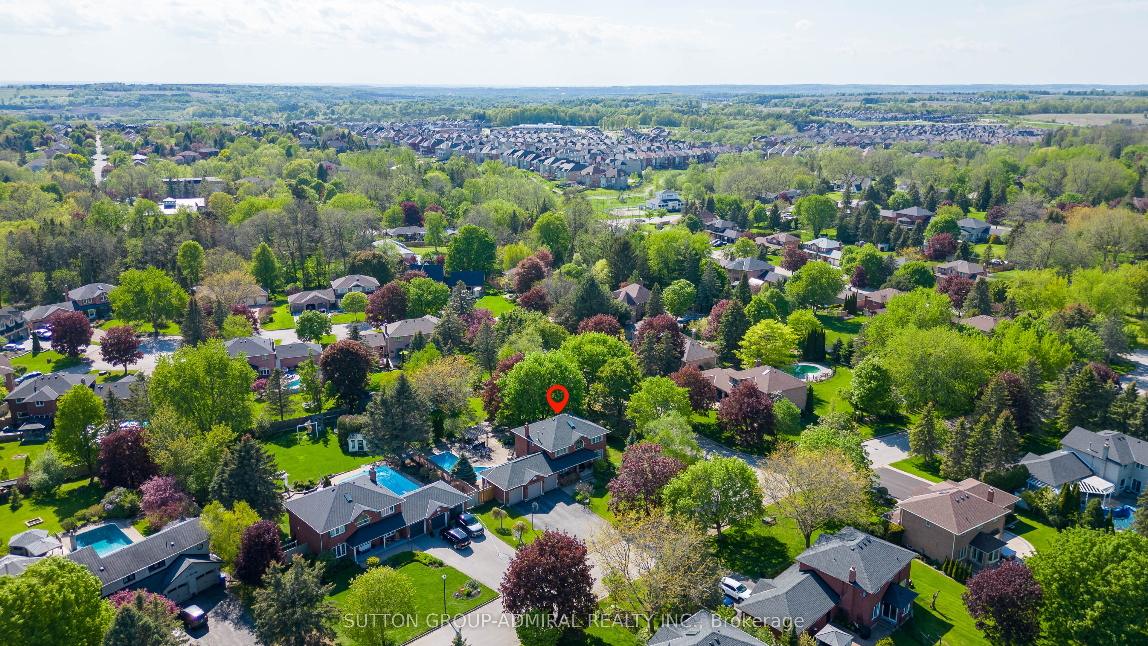 48 Maple Way, East Gwillimbury, ON L0G 1V0 photo 3
