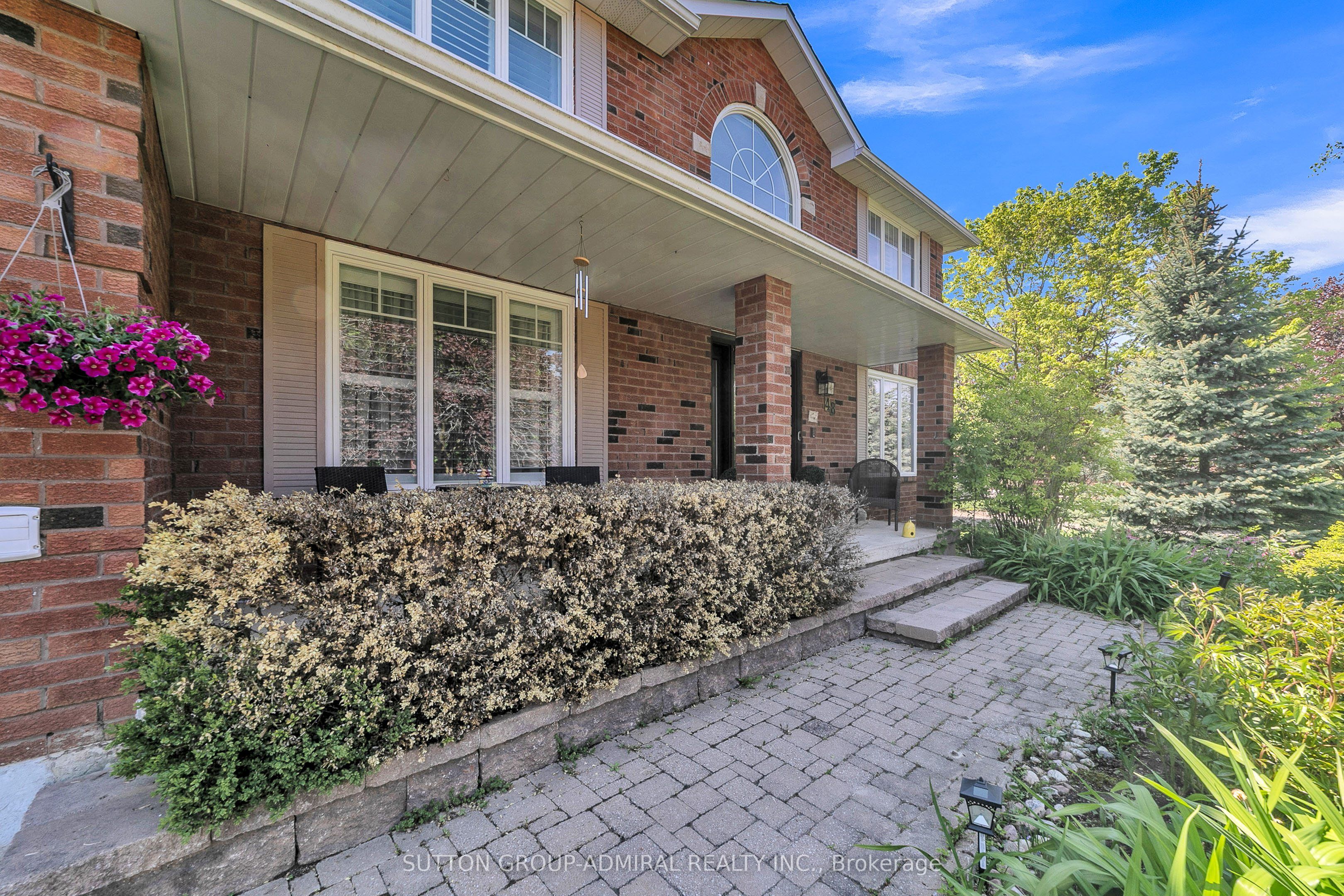48 Maple Way, East Gwillimbury, ON L0G 1V0 photo 5