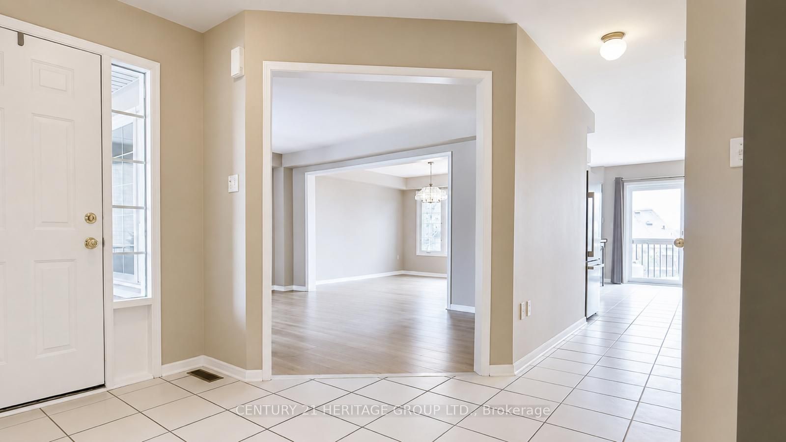 162 Widdifield Avenue, Newmarket, ON L3X 1Z2 photo 4