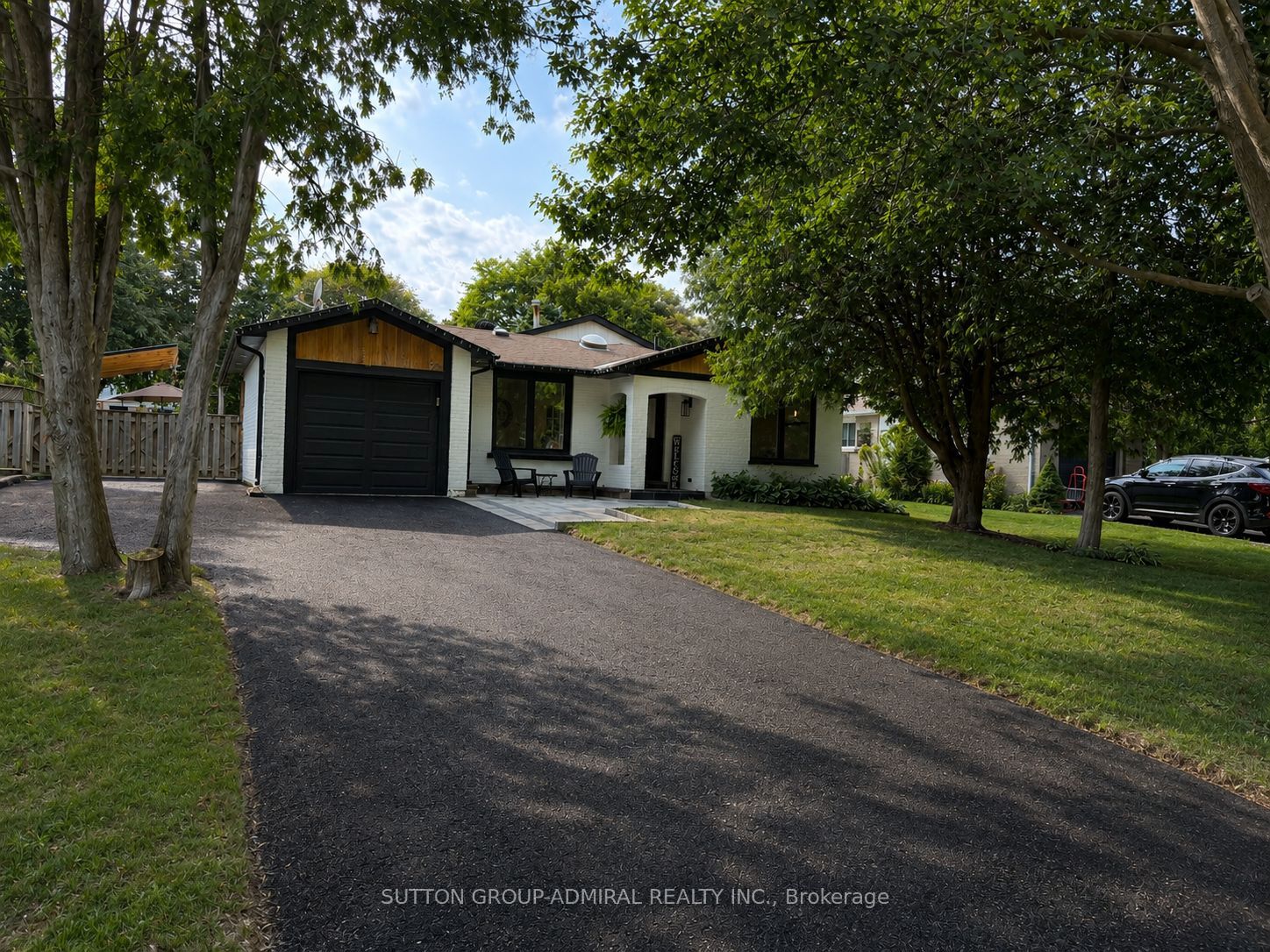 214 Centre Street N, New Tecumseth, ON L0G 1A0 photo 2