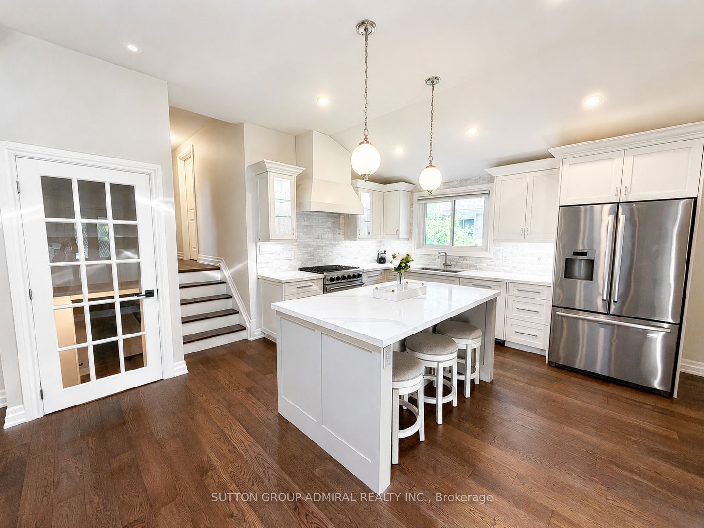 214 Centre Street N, New Tecumseth, ON L0G 1A0 photo 3