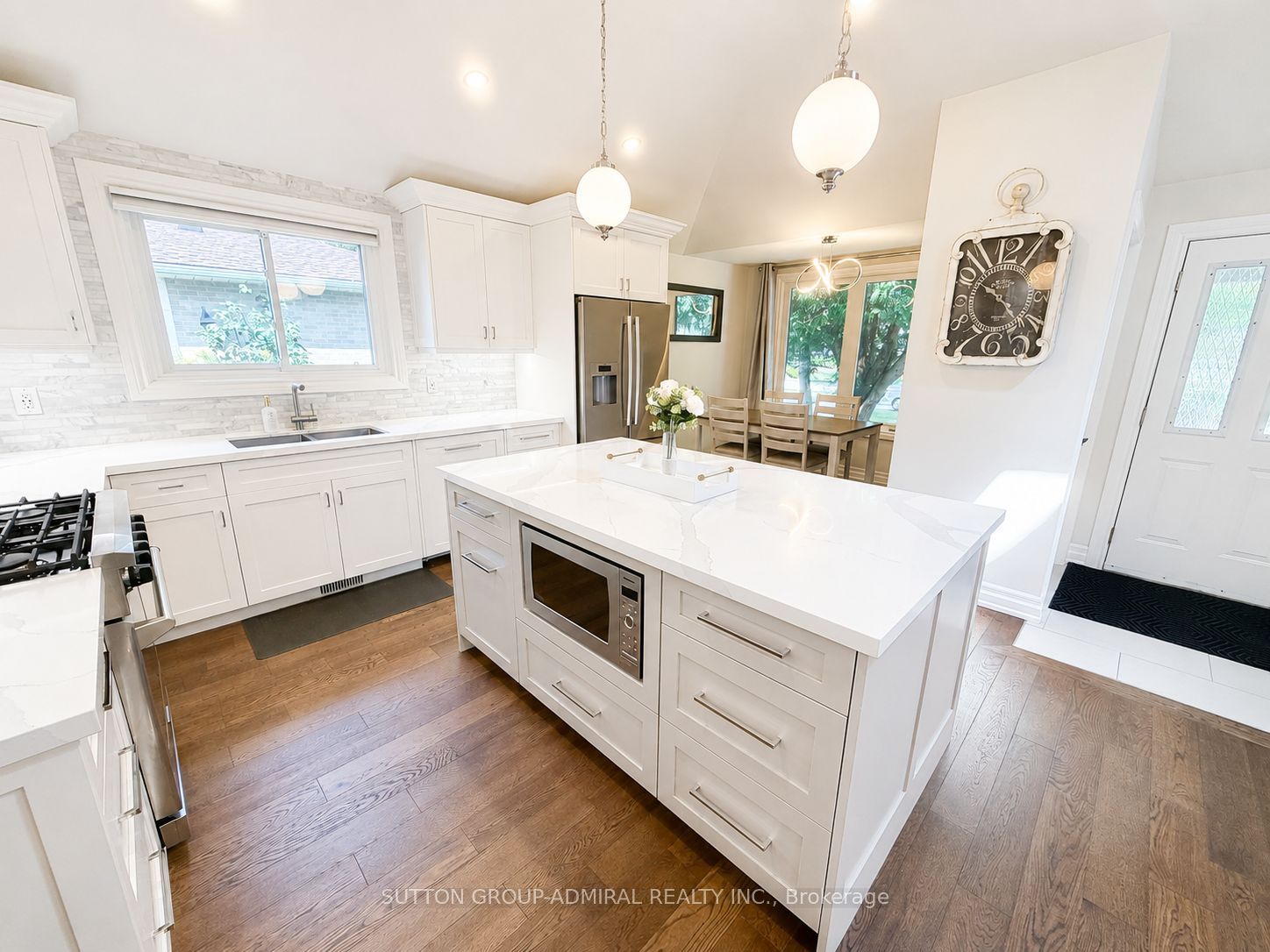 214 Centre Street N, New Tecumseth, ON L0G 1A0 photo 4
