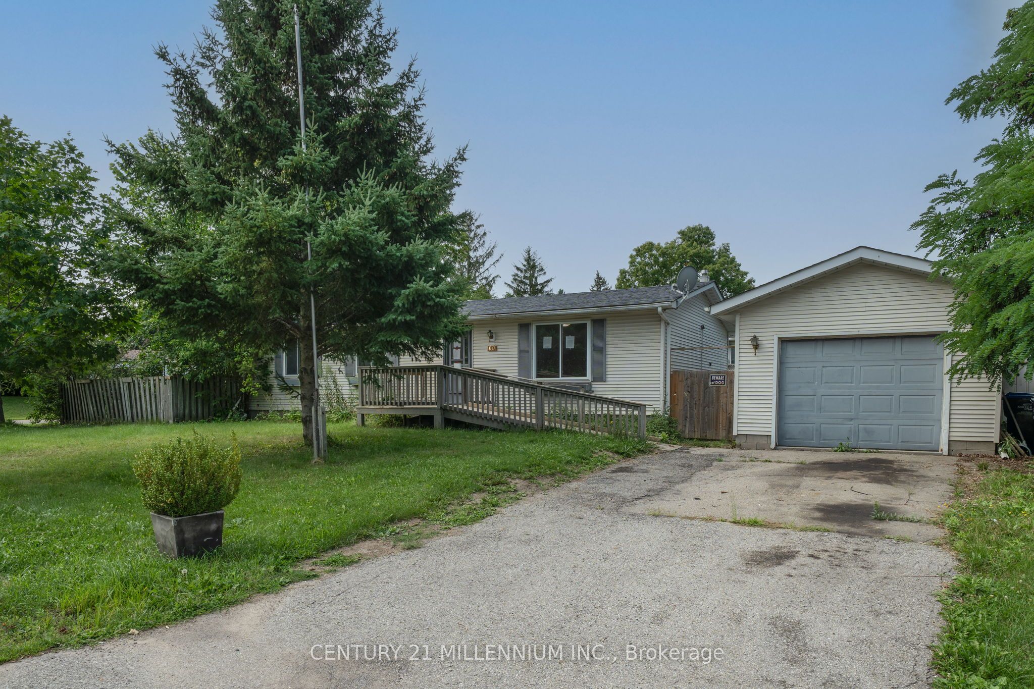 60 Eastern Avenue, New Tecumseth, ON L0G 1W0