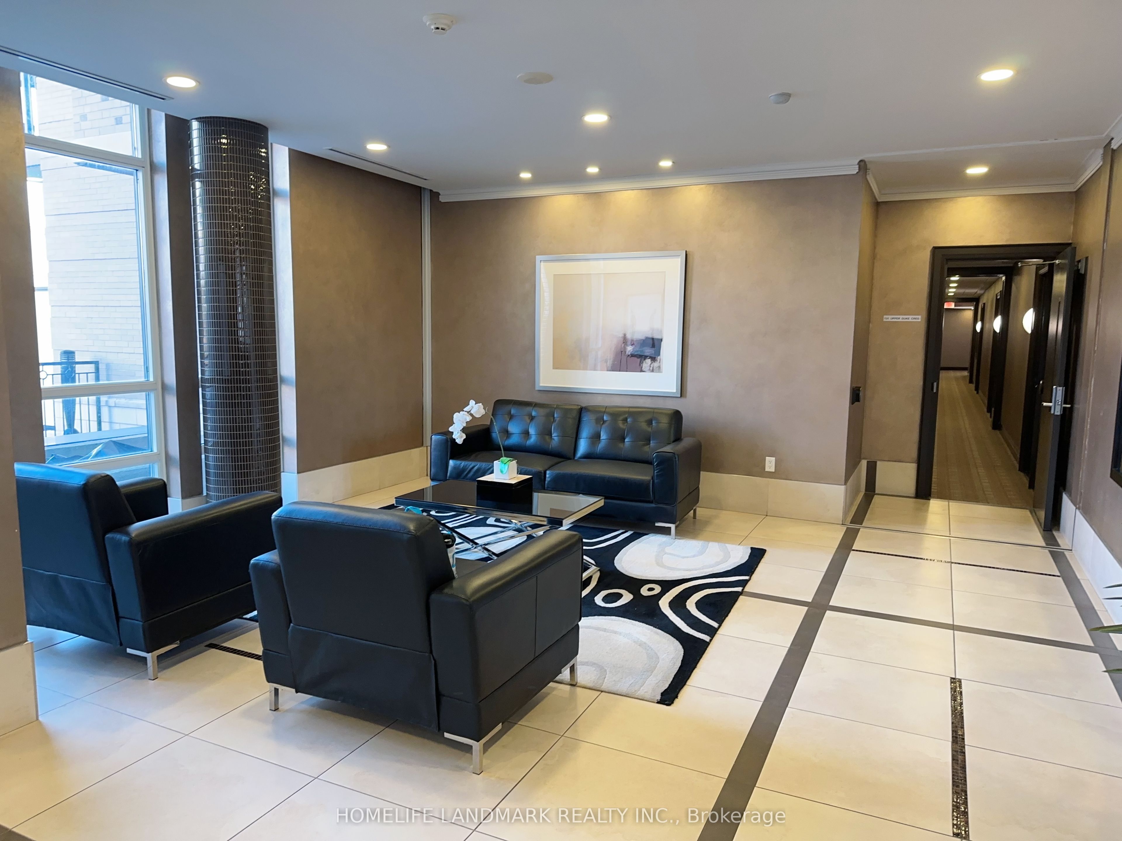 131 Upper Duke Crescent 410, Markham, ON L6G 0C9 photo 4