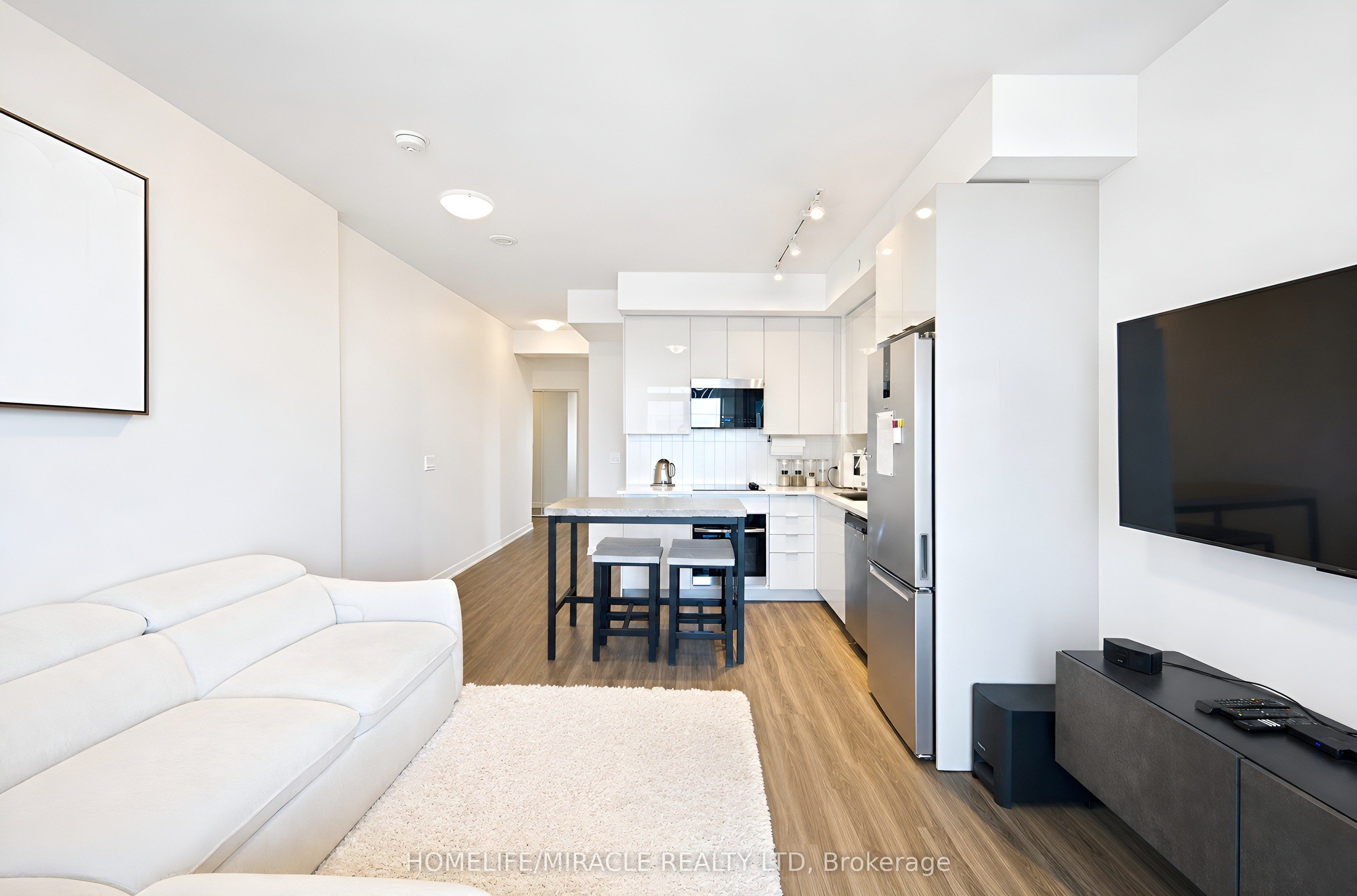 10 Abeja Street 813, Vaughan, ON L4K 0R4 photo 4
