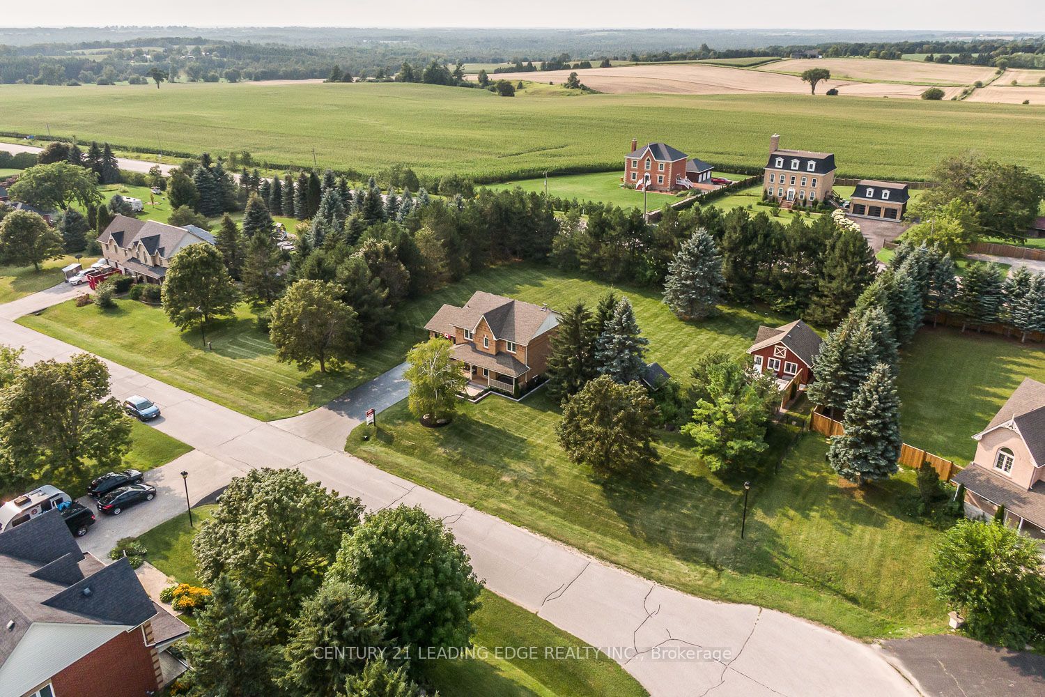 12 Taylor Drive, Uxbridge, ON L0C 1E0 photo 4