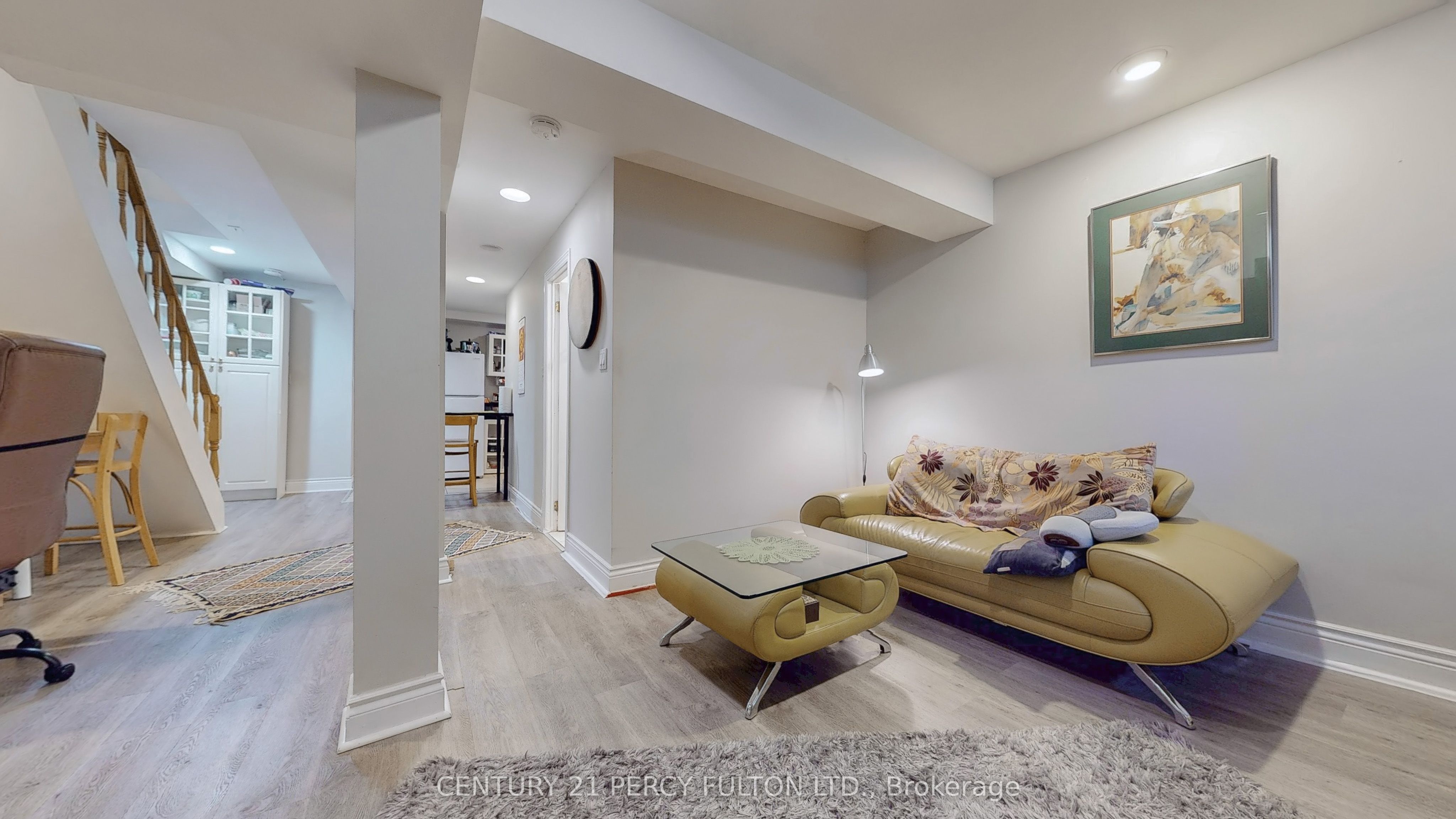158 Holm Crescent Bsmnt, Markham, ON L3T 5J3 photo 2