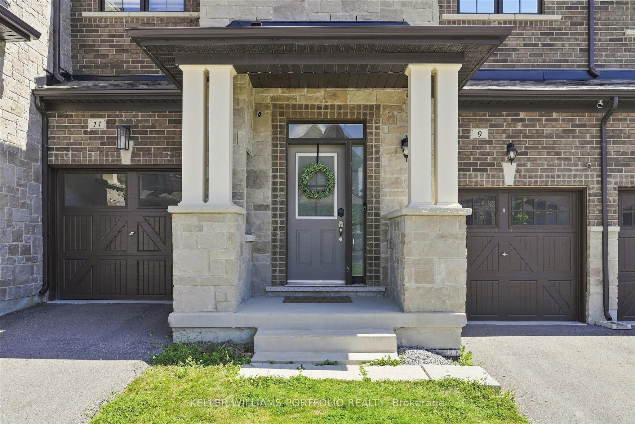 9 Viola Street, East Gwillimbury, ON L9N 0T6 photo 4