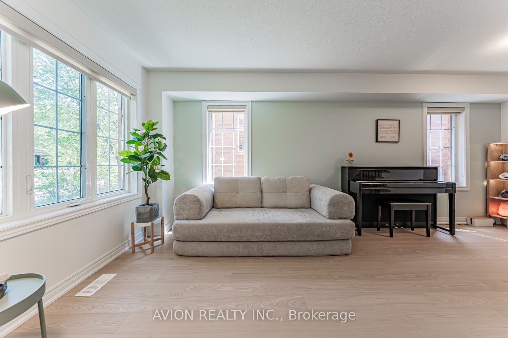 483 White's Hill Avenue, Markham, ON L6B 0J8 photo 3