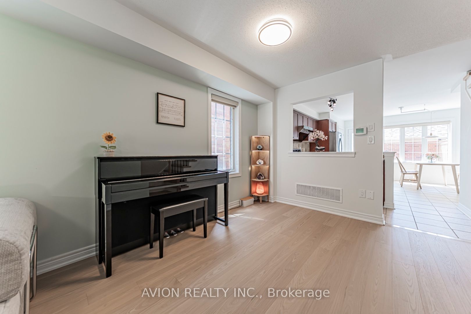 483 White's Hill Avenue, Markham, ON L6B 0J8 photo 5