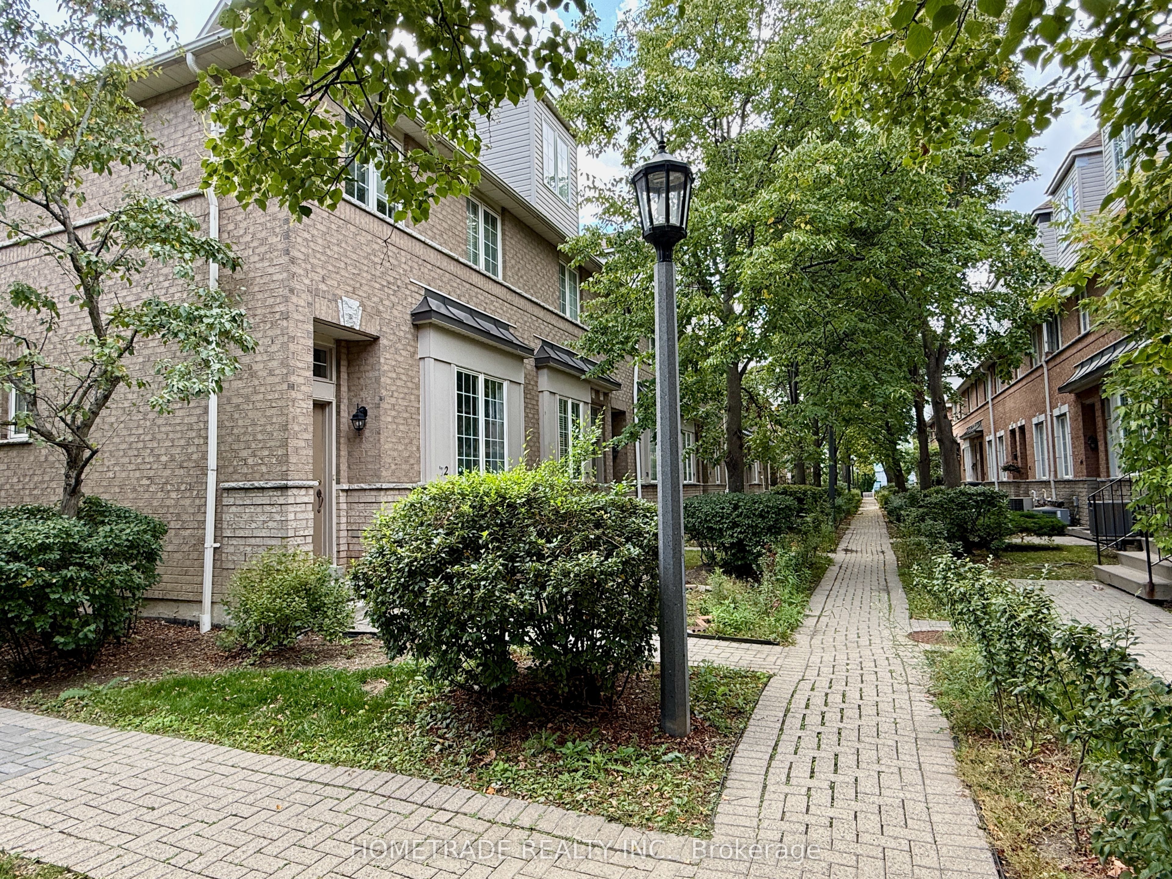23 Observatory Lane 72, Richmond Hill, ON L4C 0M7 photo 2