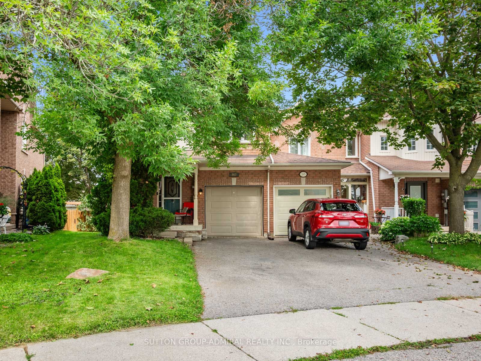 267 Warner Crescent, Newmarket, ON L3X 2G6 photo 3