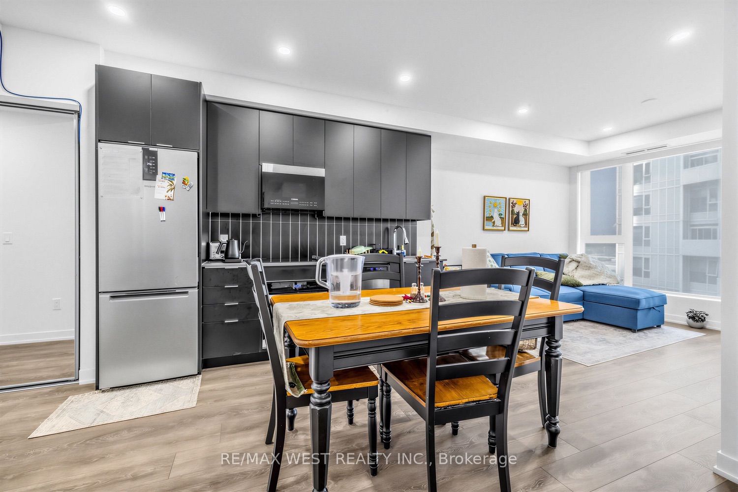 10 Abeja Street 1516, Vaughan, ON L4K 0R4 photo 5