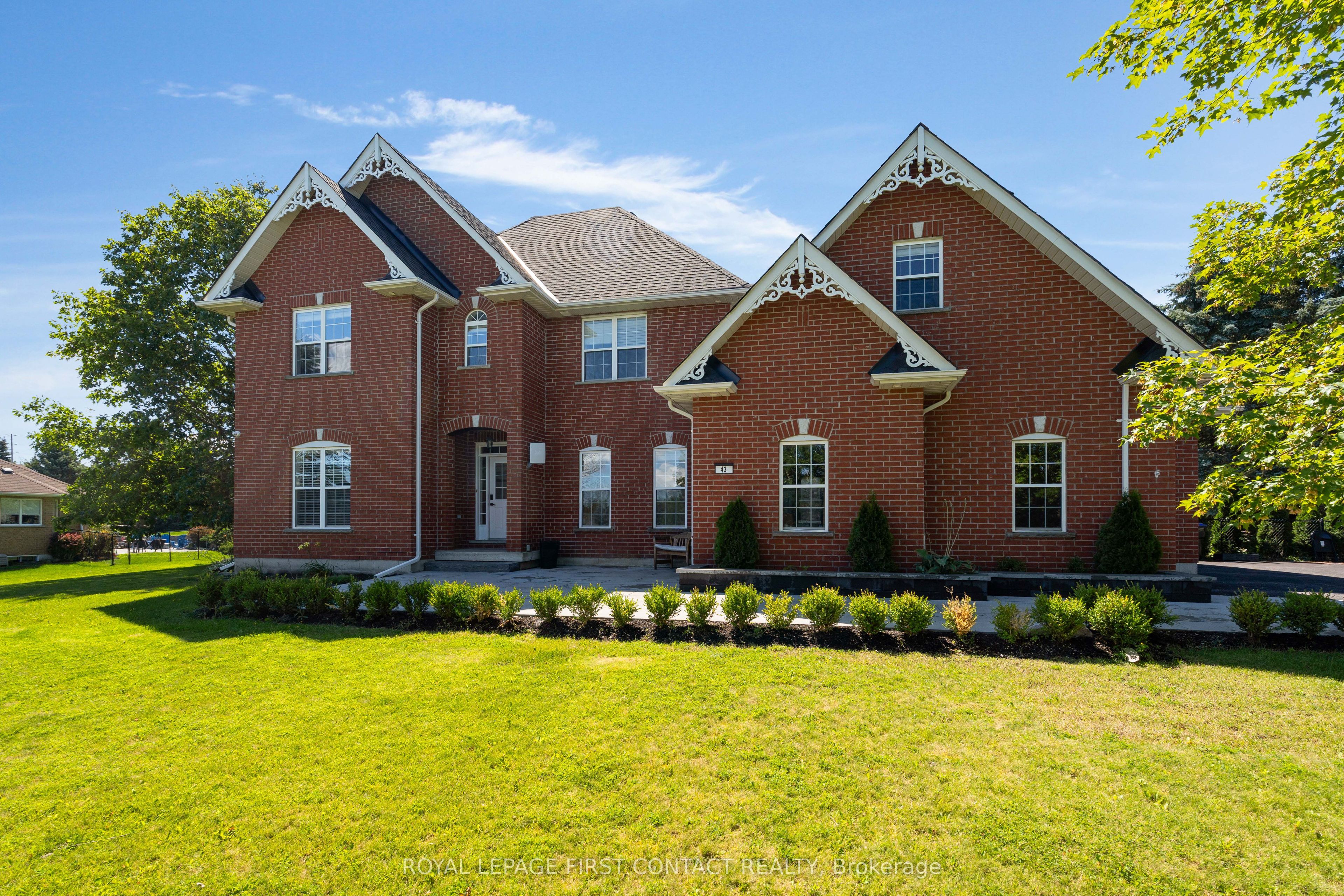43 Vanderpost Crescent, Essa, ON L0L 2N0 photo 4