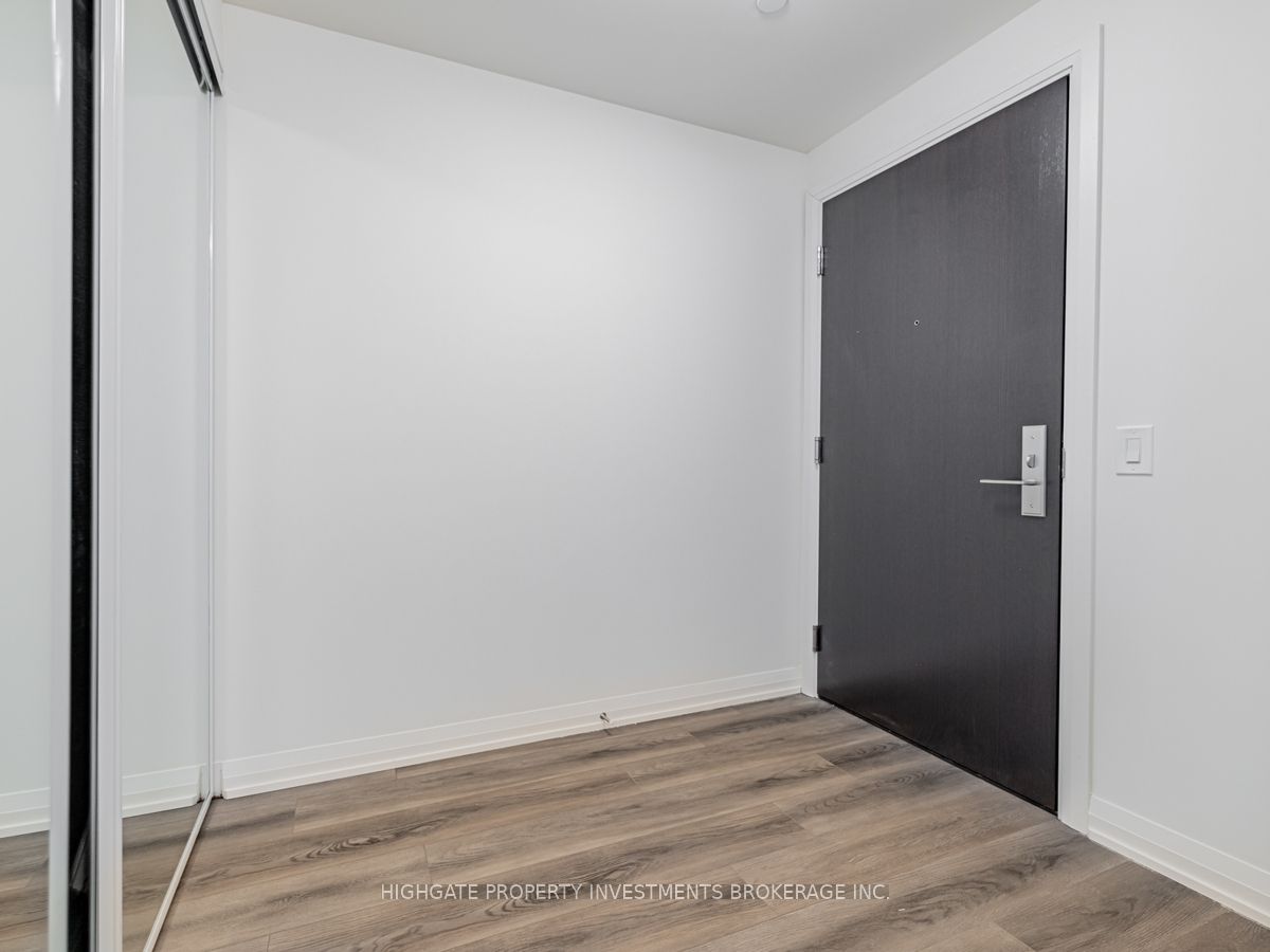 9000 Jane Street 1615, Vaughan, ON L4K 0A4 photo 2
