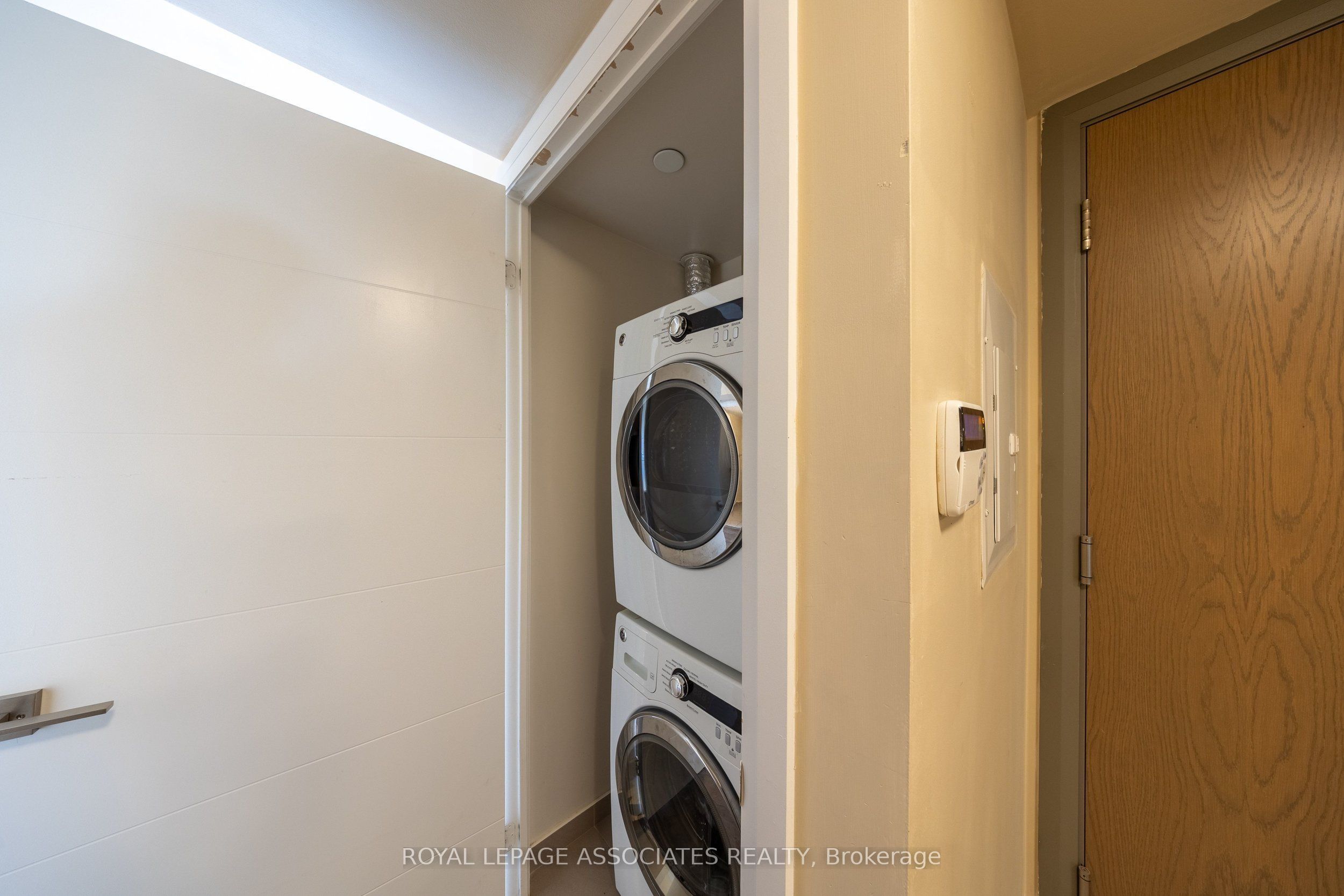 18 Uptown Drive 1101, Markham, ON L3R 1L5 photo 4