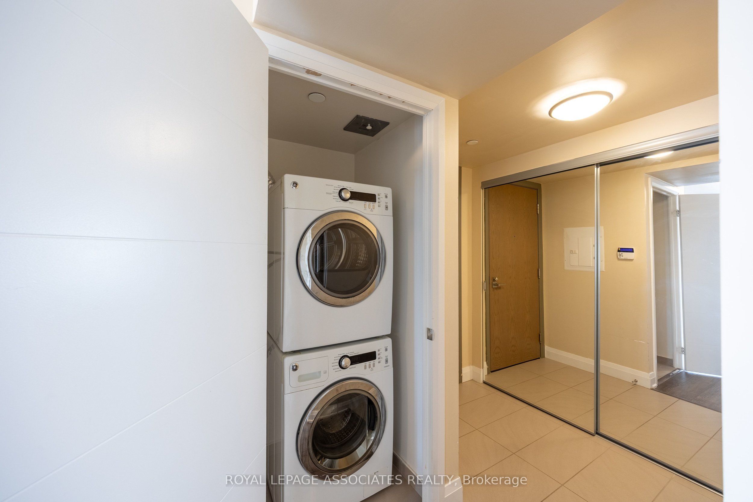 18 Uptown Drive 1101, Markham, ON L3R 1L5 photo 5