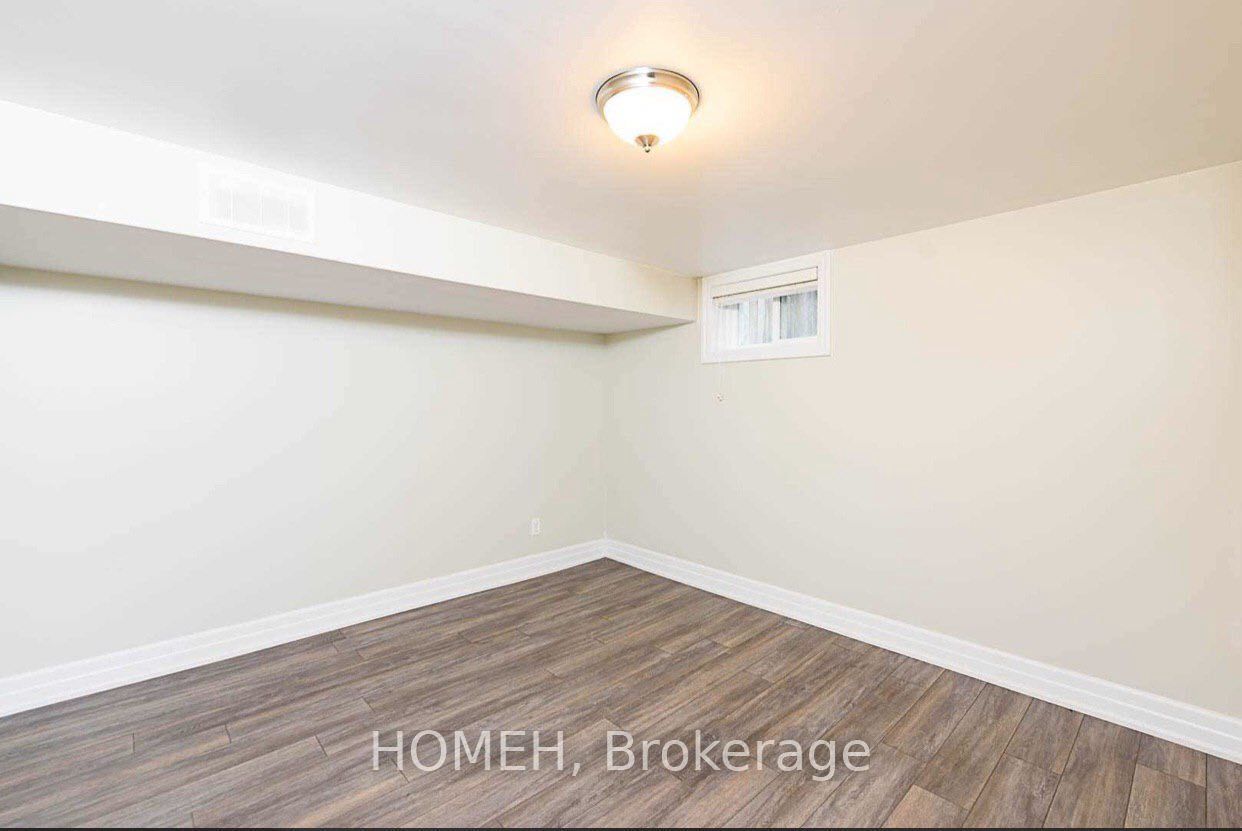 265 Demaine Crescent Basement, Richmond Hill, ON L4C 2W4 photo 5